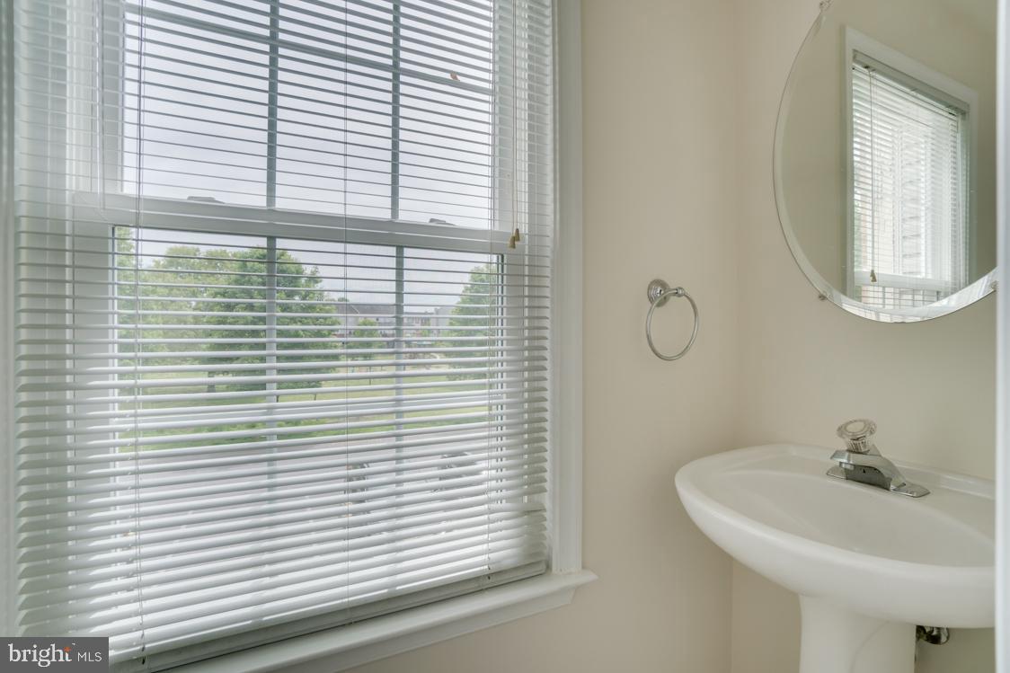 CHARLESTOWN COMMONS - Residential