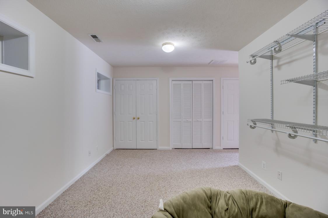 CHARLESTOWN COMMONS - Residential