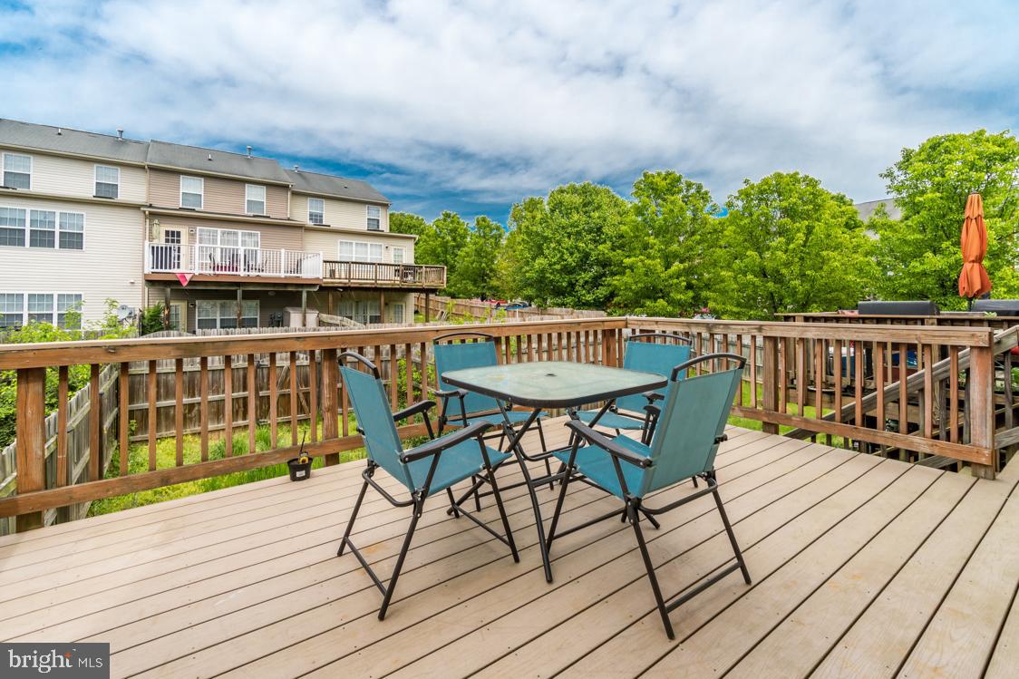 CHARLESTOWN COMMONS - Residential