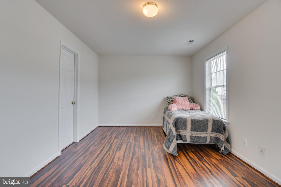 CHARLESTOWN COMMONS - Residential