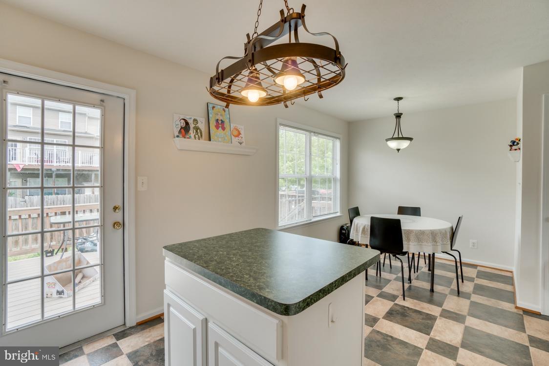 CHARLESTOWN COMMONS - Residential