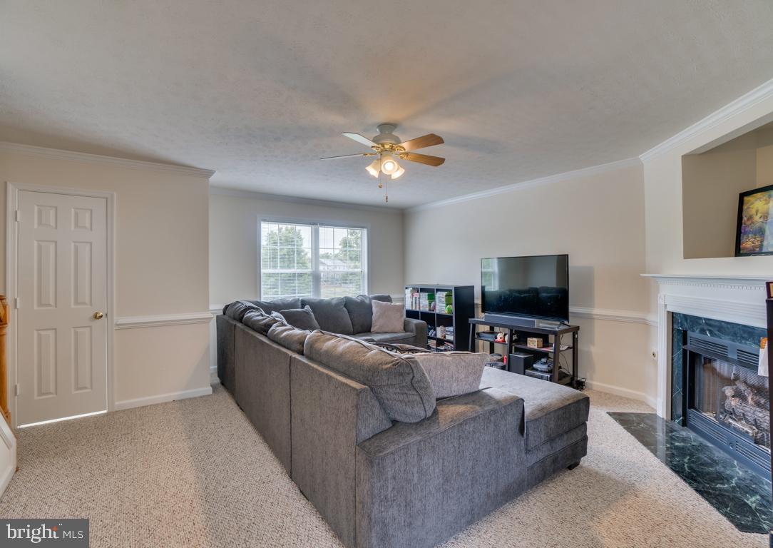 CHARLESTOWN COMMONS - Residential