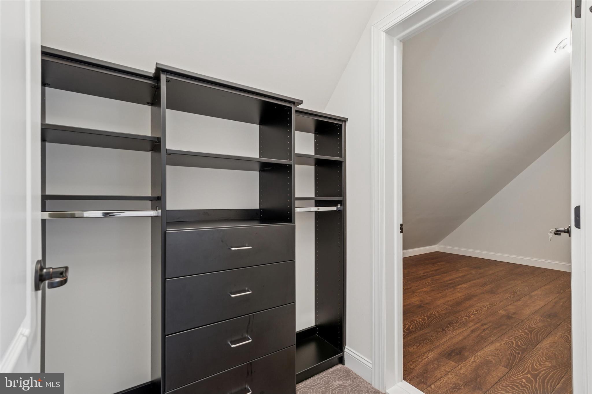 LENAPE VALLEY - Residential