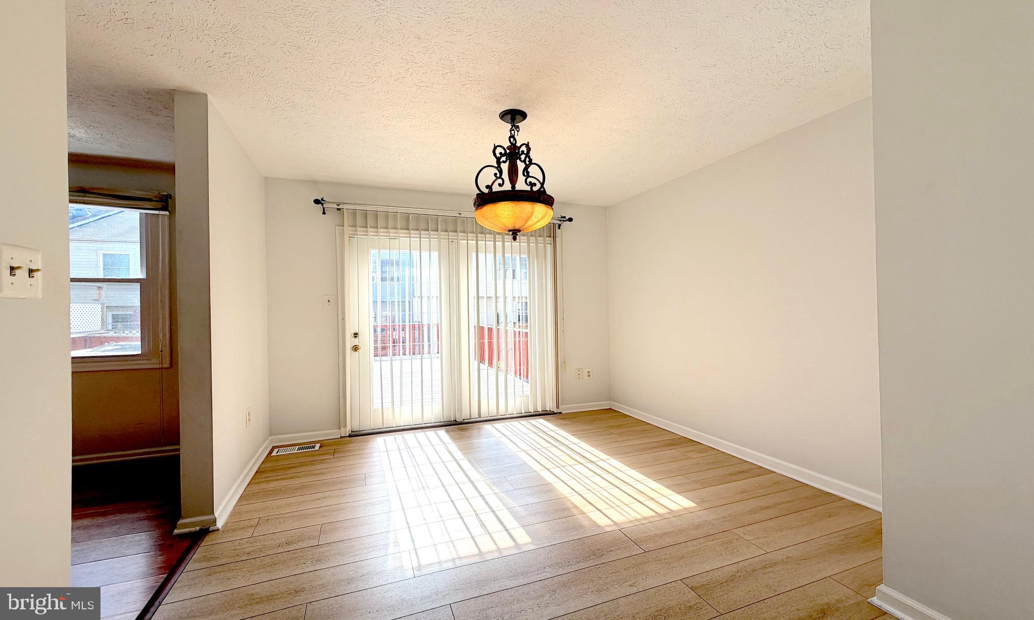 GUNNERS LAKE VILLAGE - Residential