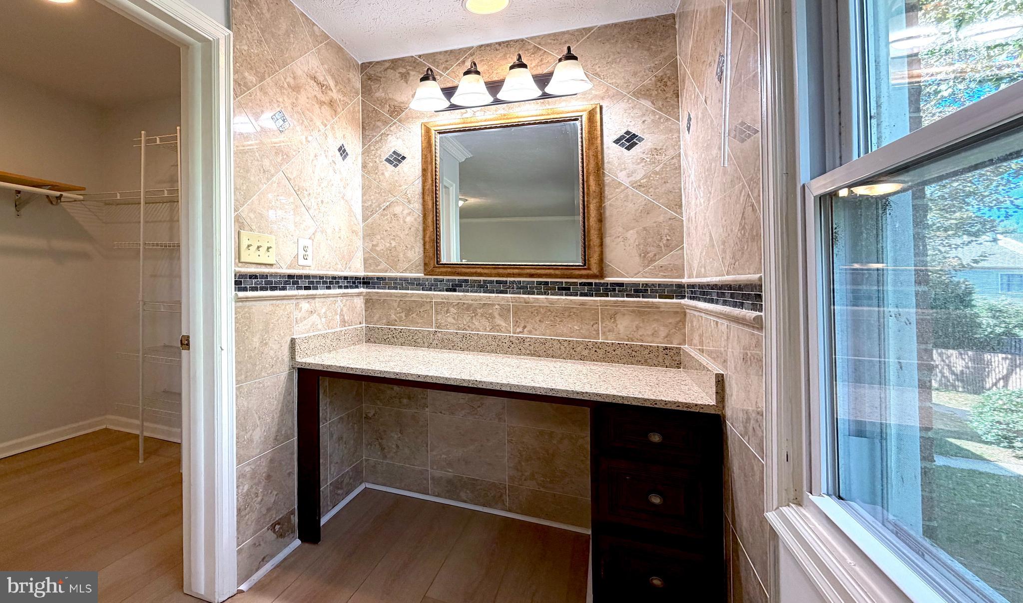 GUNNERS LAKE VILLAGE - Residential