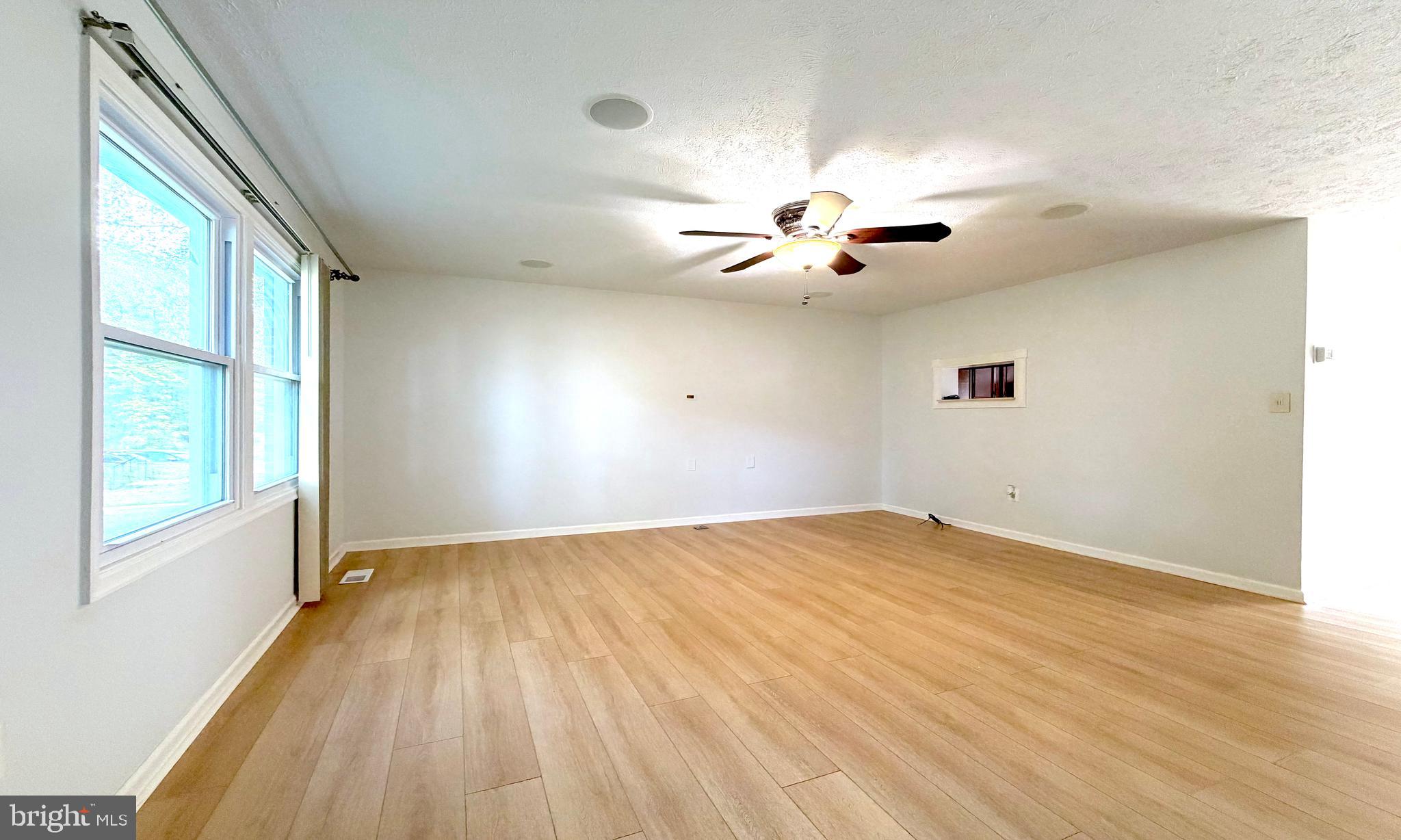 GUNNERS LAKE VILLAGE - Residential