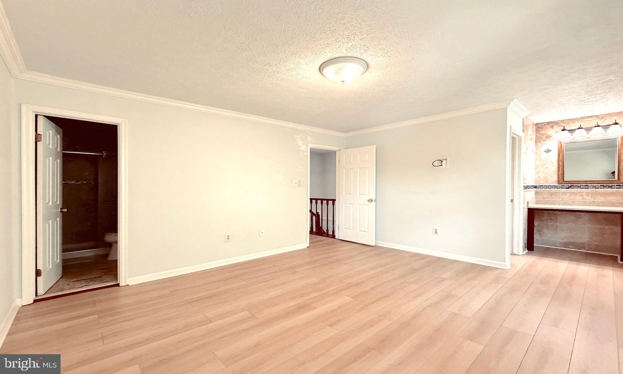 GUNNERS LAKE VILLAGE - Residential