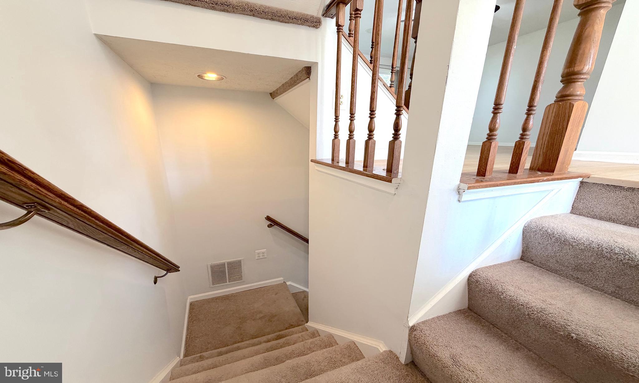 GUNNERS LAKE VILLAGE - Residential