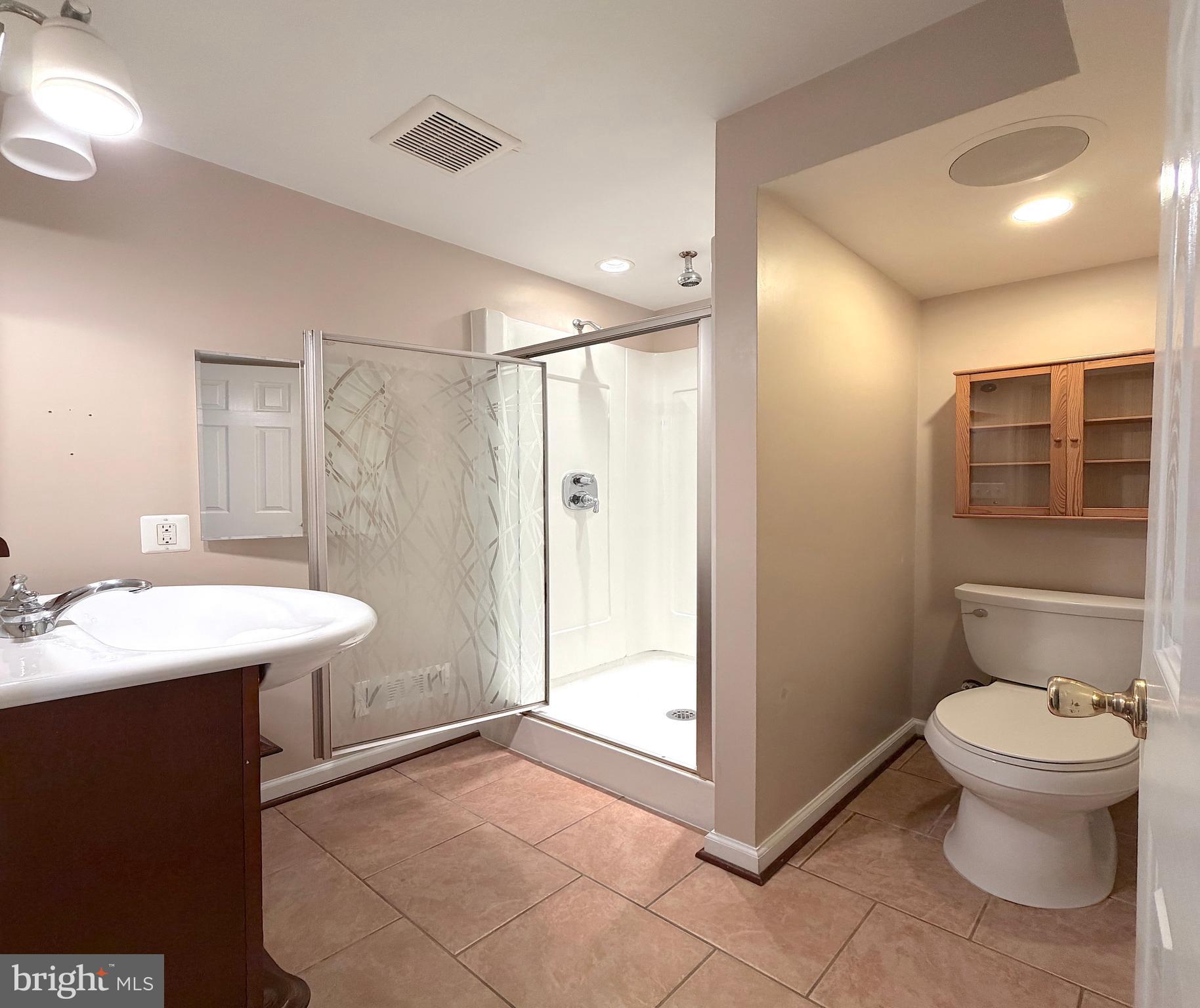 GUNNERS LAKE VILLAGE - Residential