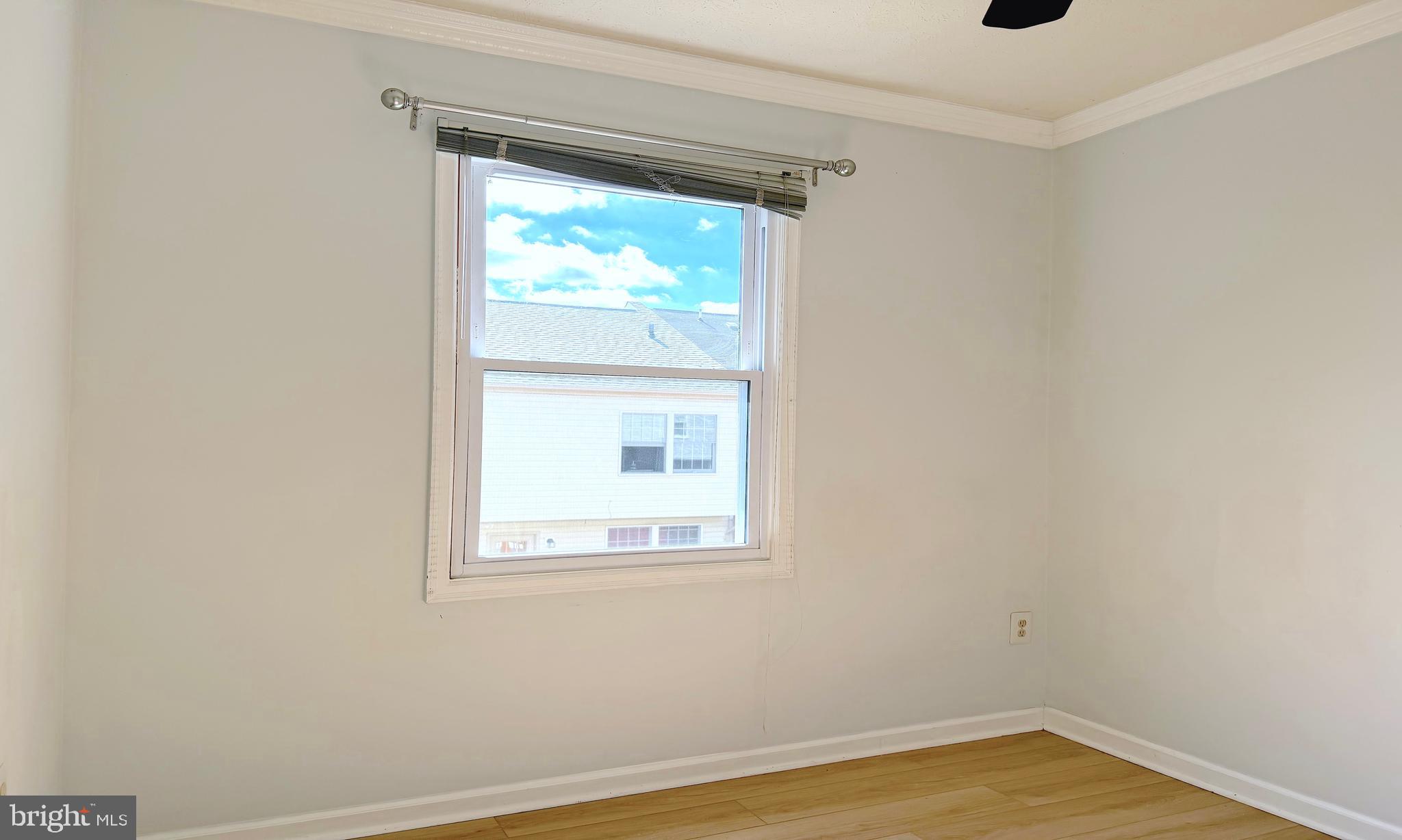 GUNNERS LAKE VILLAGE - Residential