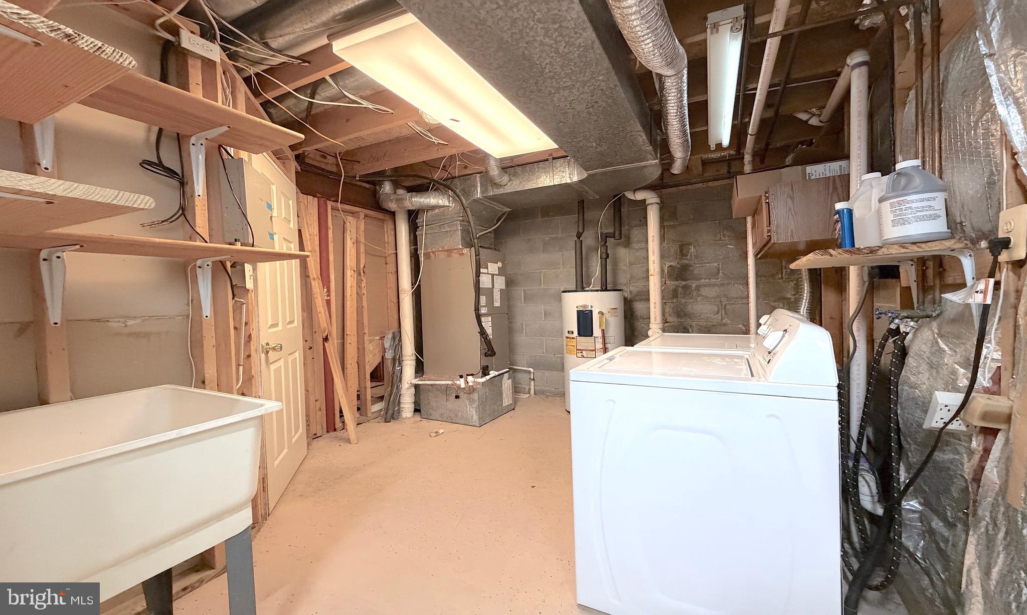 GUNNERS LAKE VILLAGE - Residential