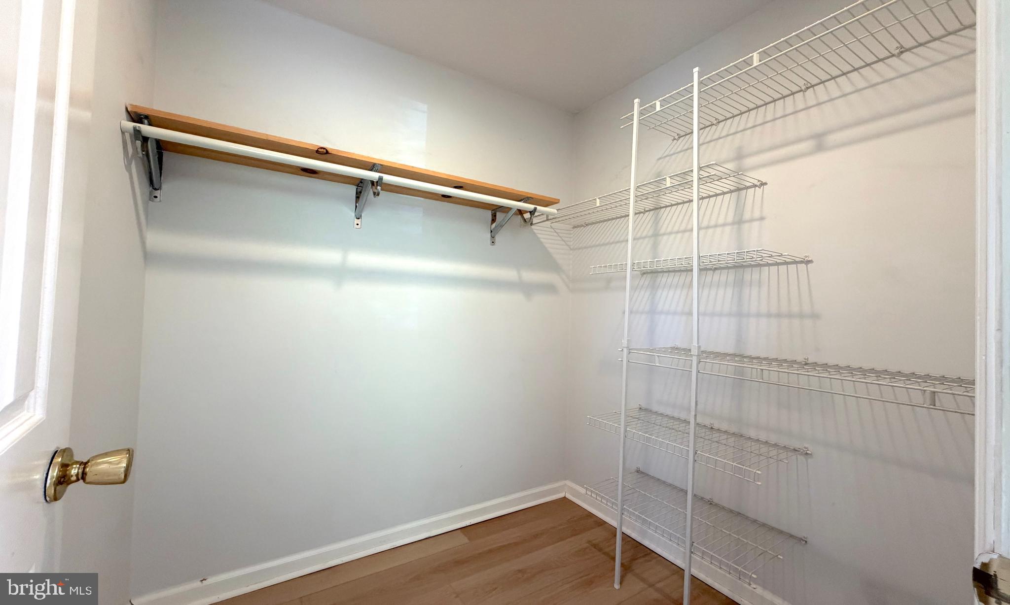 GUNNERS LAKE VILLAGE - Residential