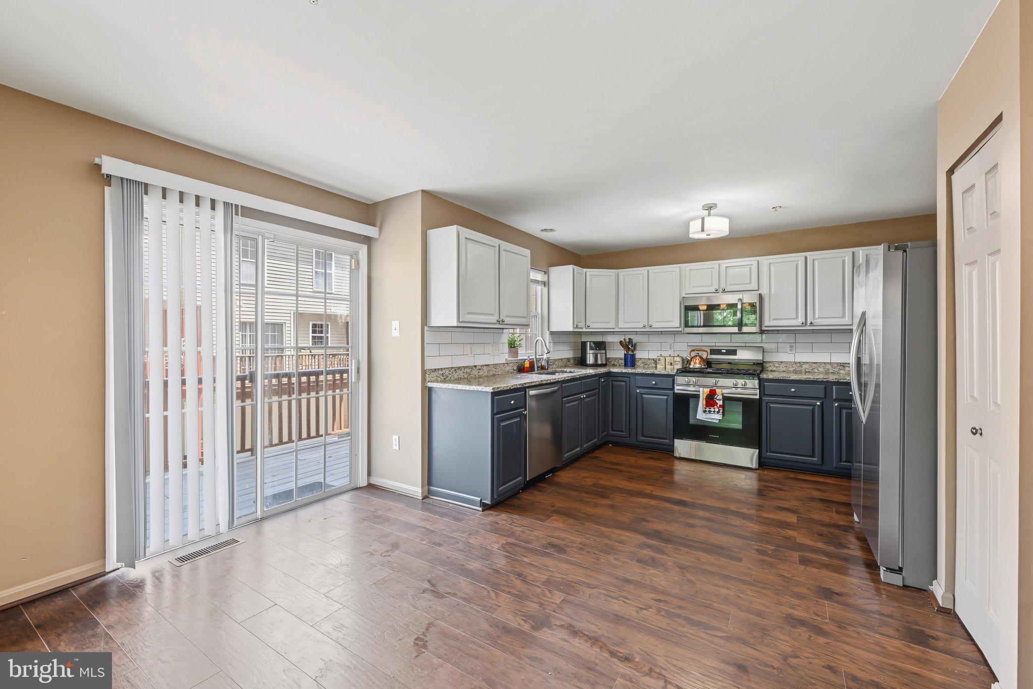 9847 BON HAVEN LANE
