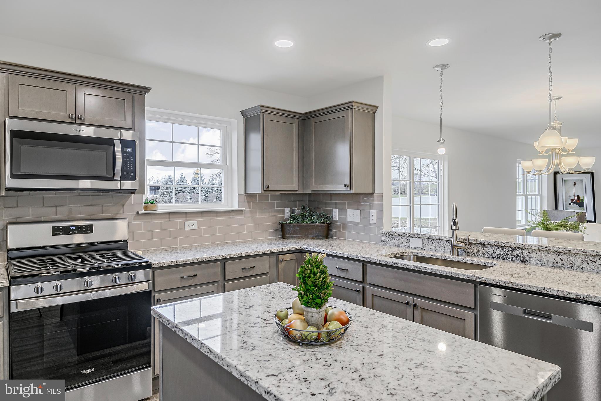 02 GARDENIA LANE