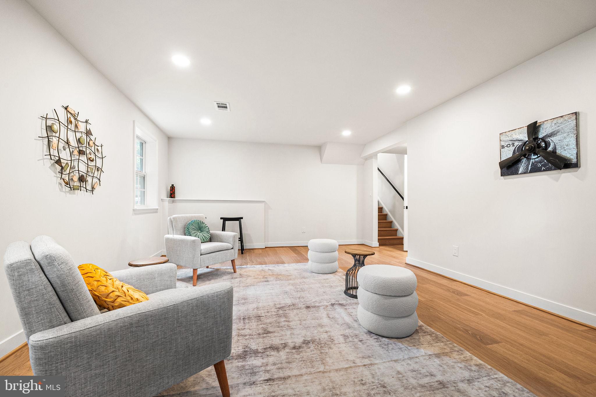 2308 WILLIAM AND MARY DRIVE