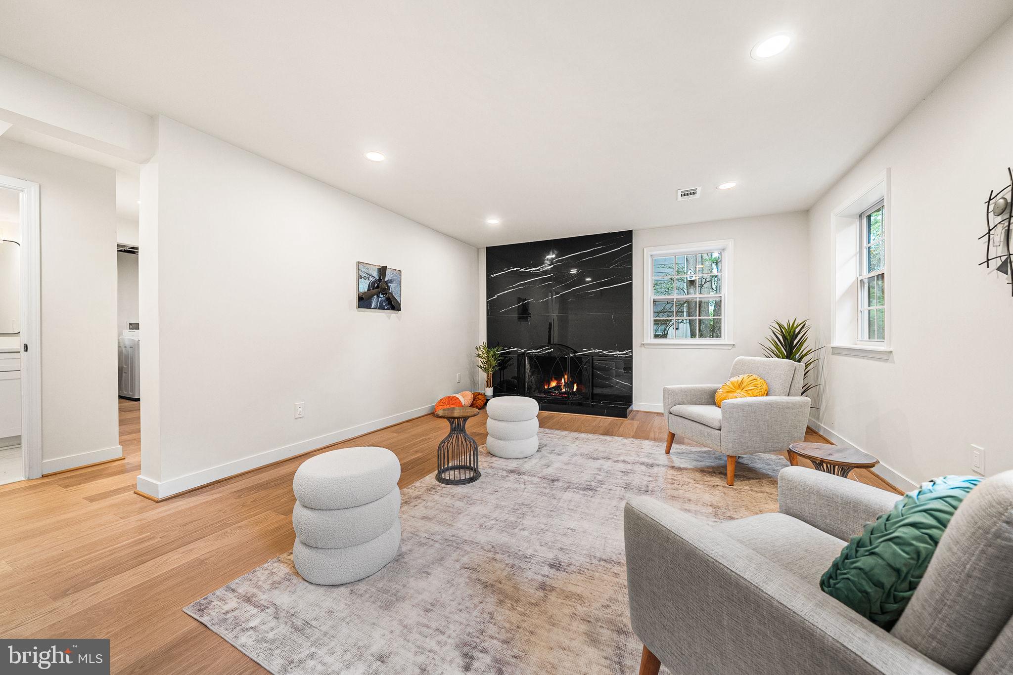 2308 WILLIAM AND MARY DRIVE
