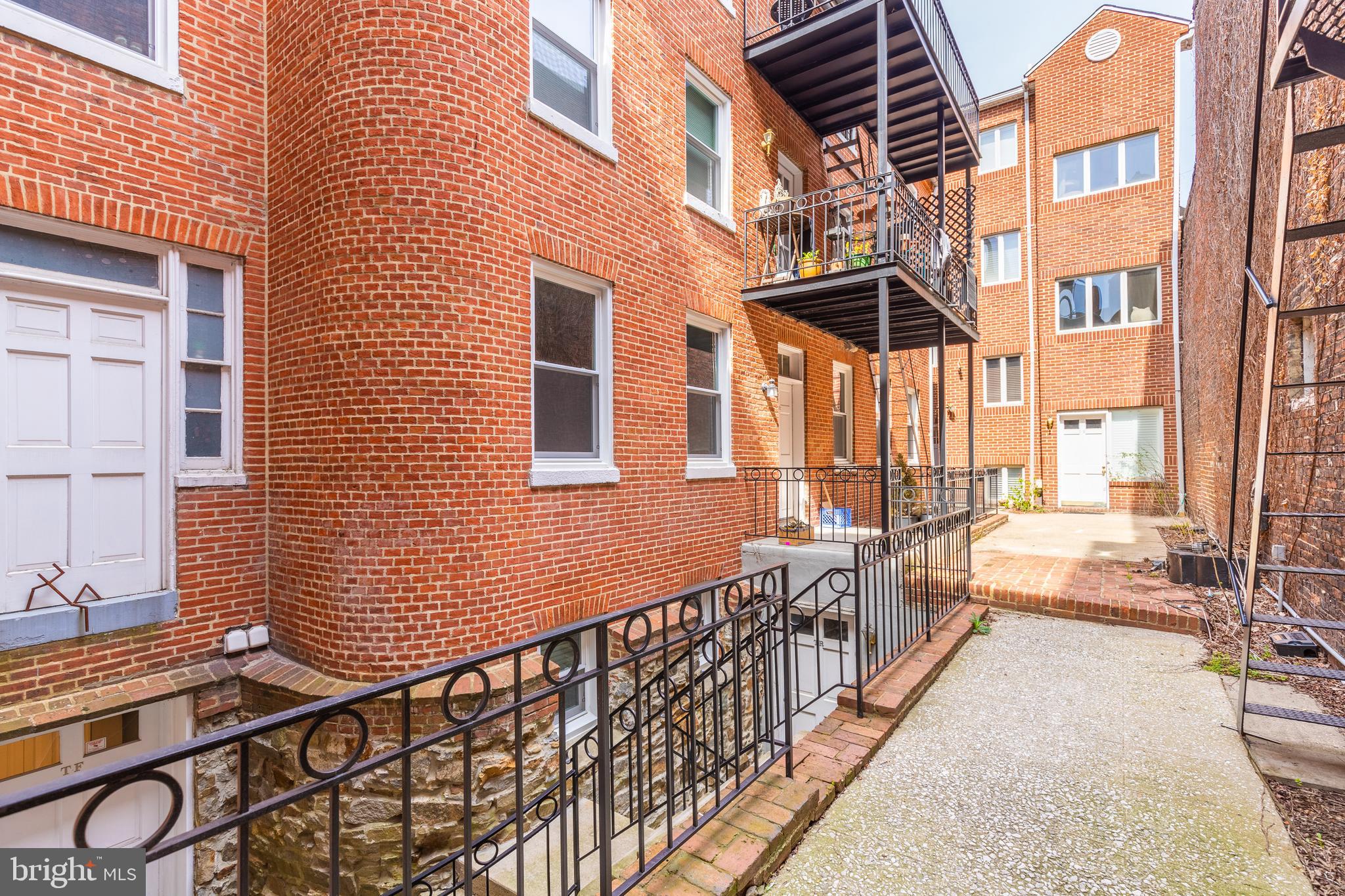 MOUNT VERNON PLACE HISTORIC DISTRICT - Residential