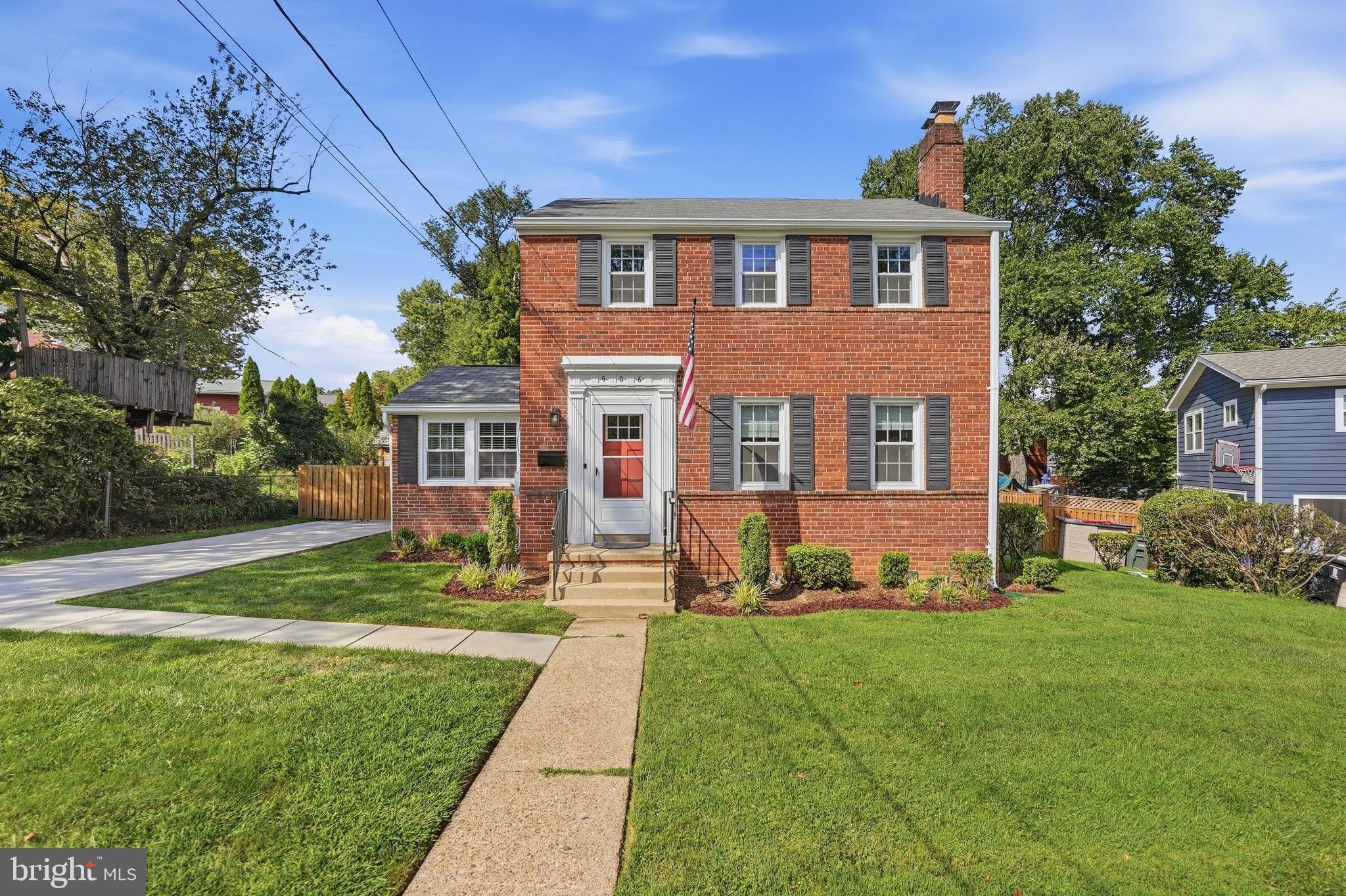 906 N LIBERTY STREET