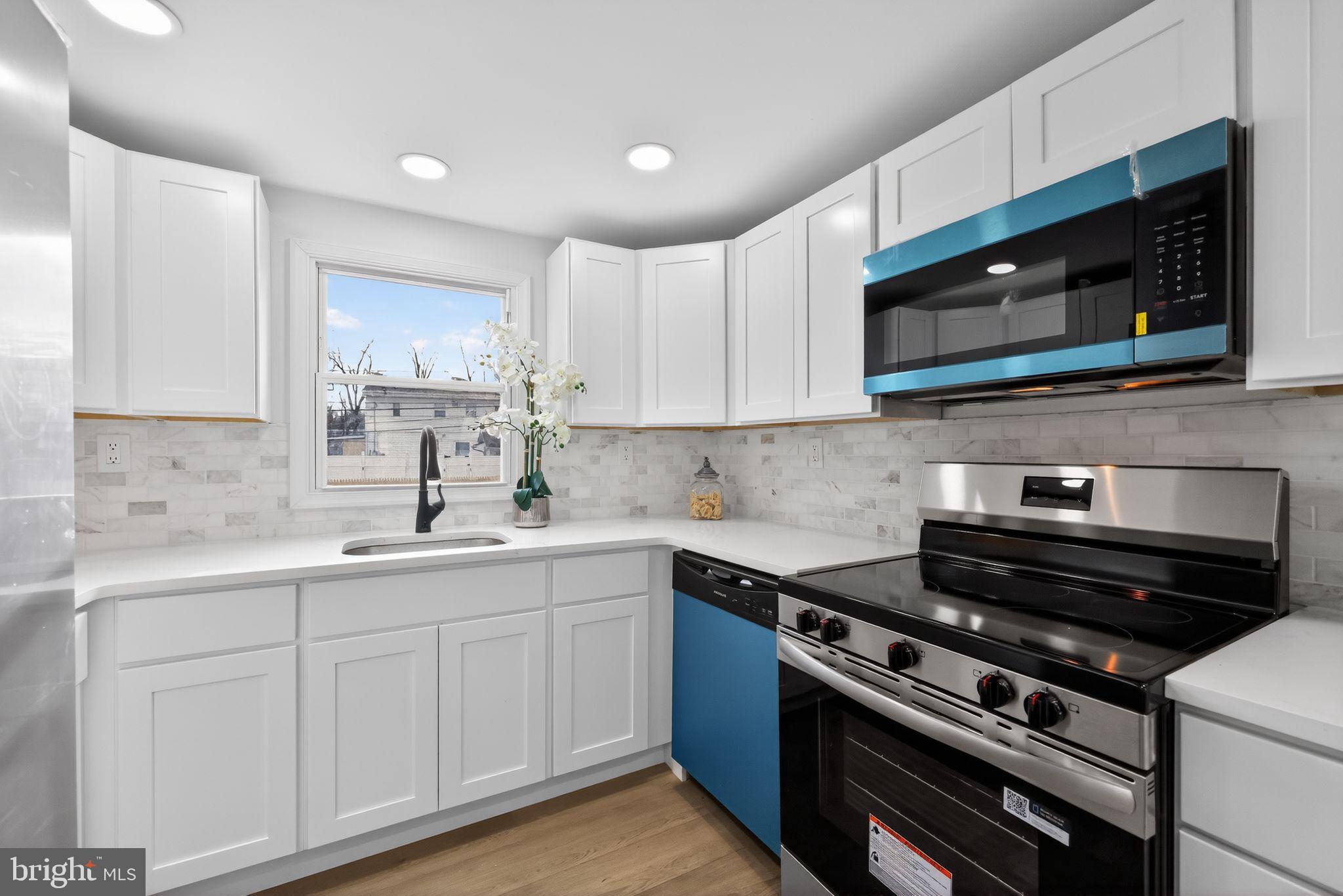 BRISTOL - Residential