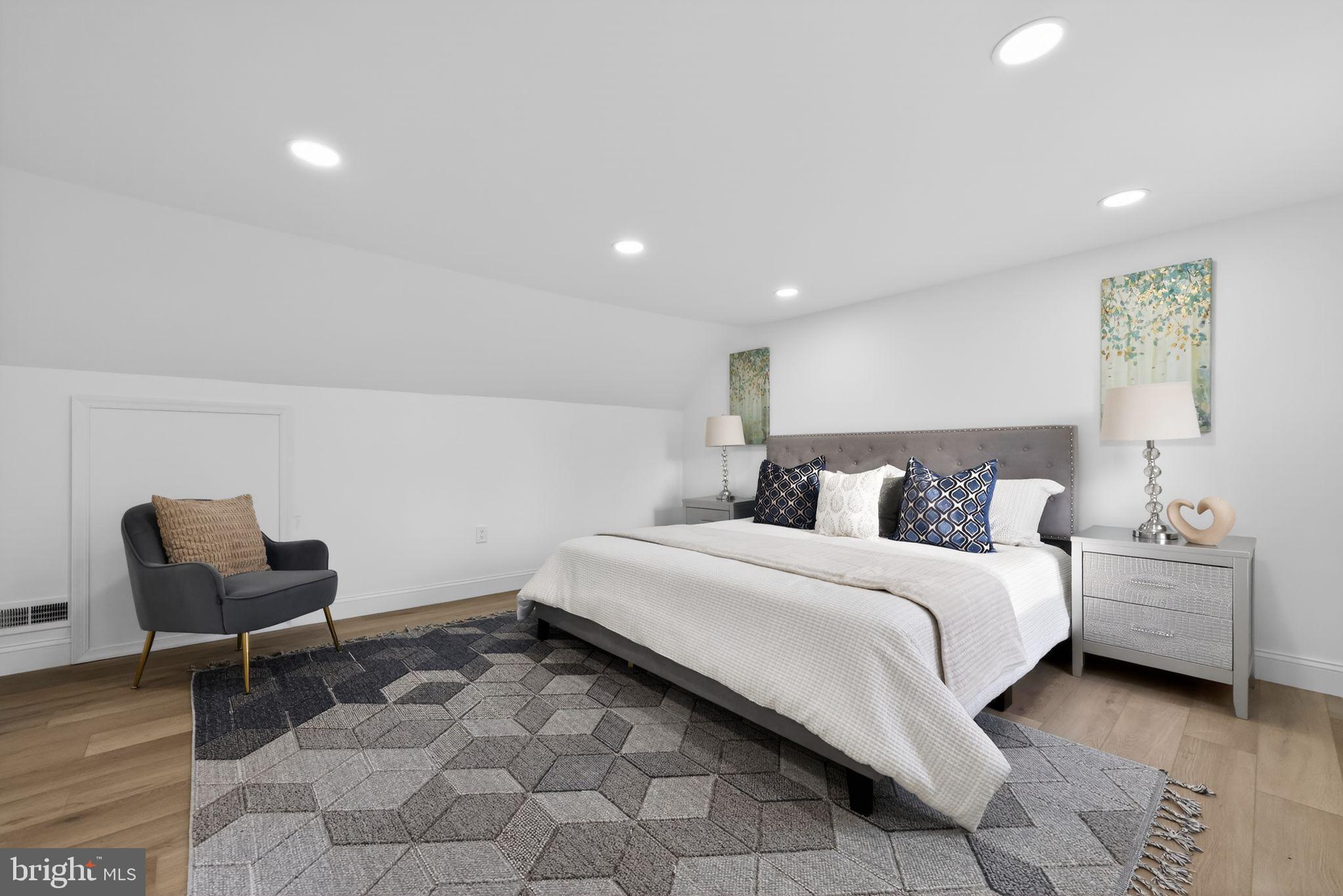 BRISTOL - Residential