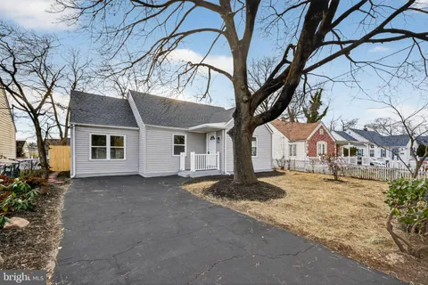 1228 Pacific Avenue, Bristol, PA MLS: PABU2112380