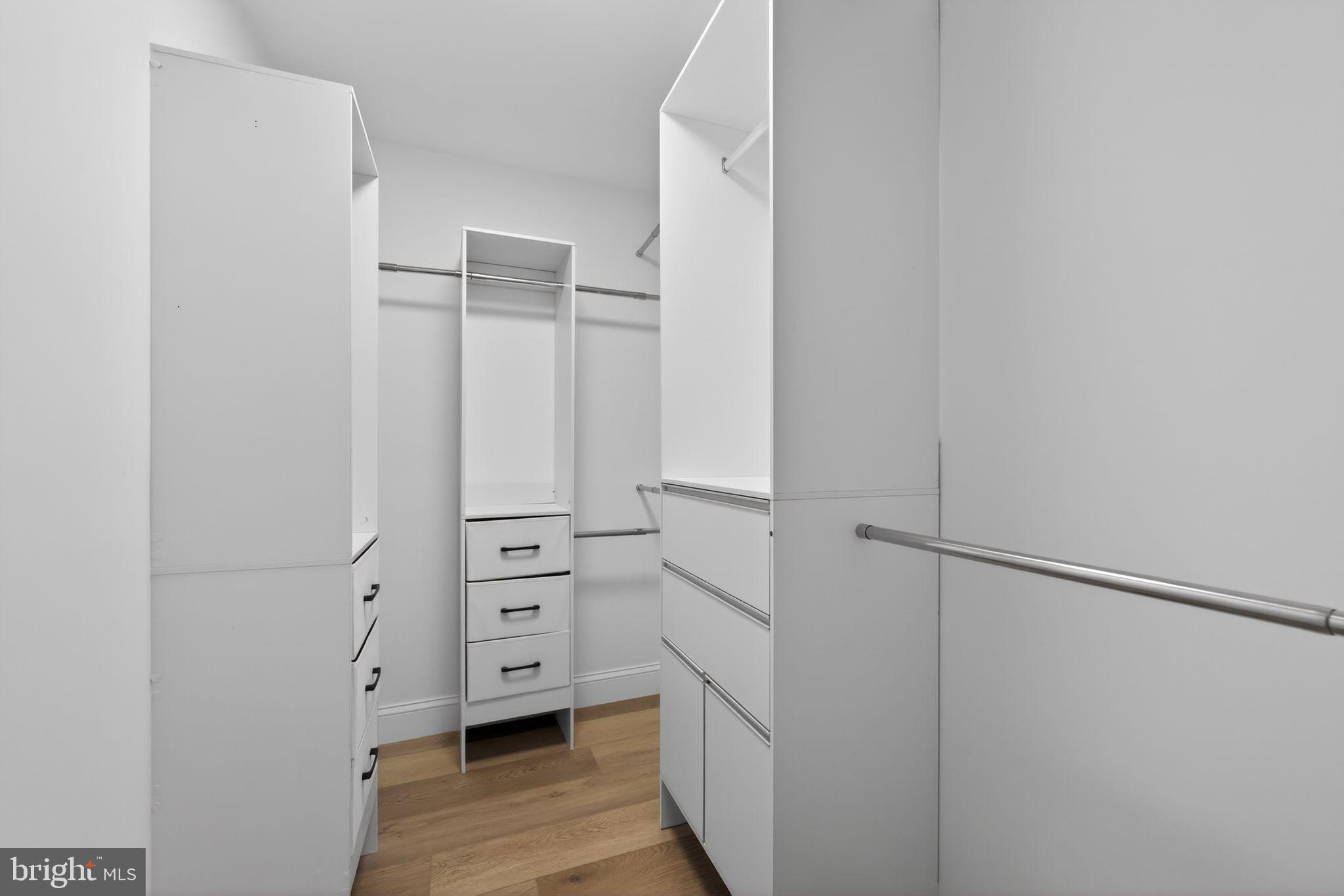 BRISTOL - Residential