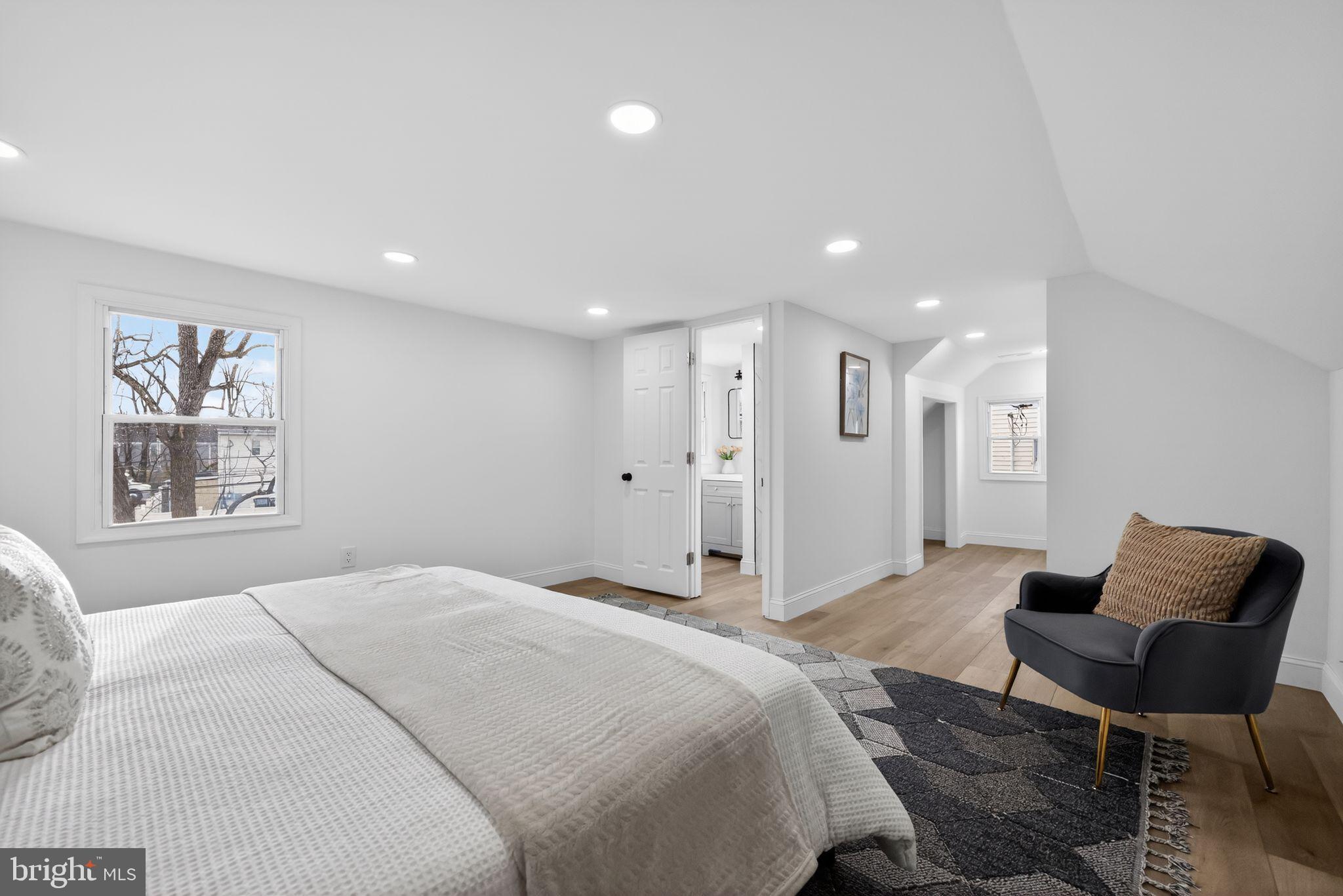 BRISTOL - Residential