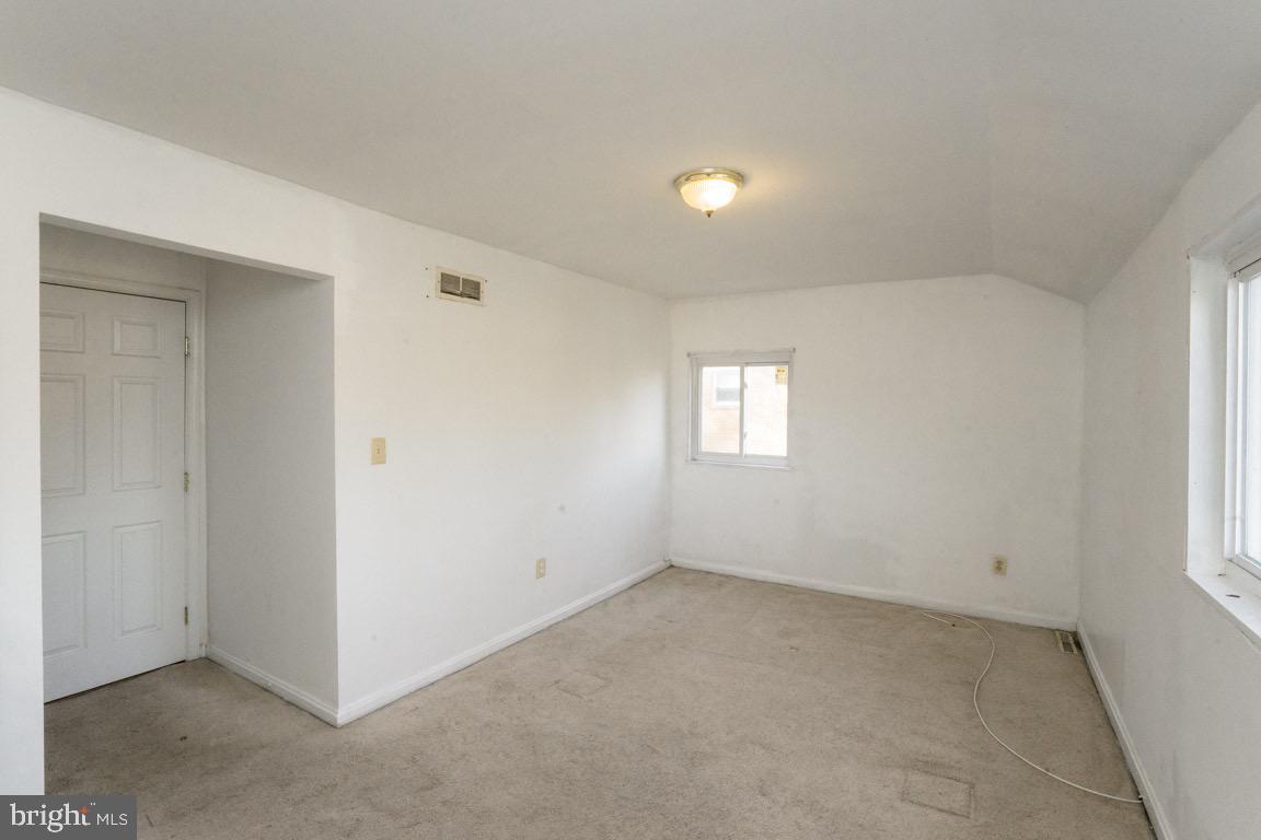 TEMPLETON KNOLLS - Residential