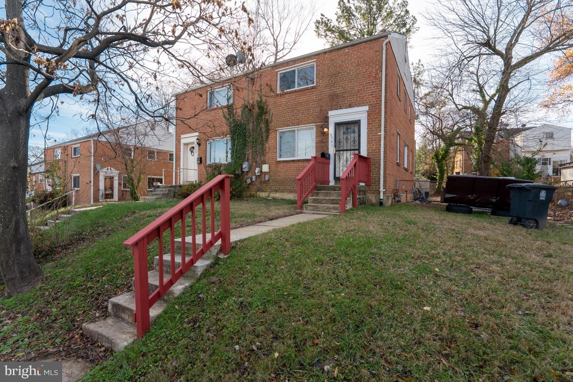 TEMPLETON KNOLLS - Residential