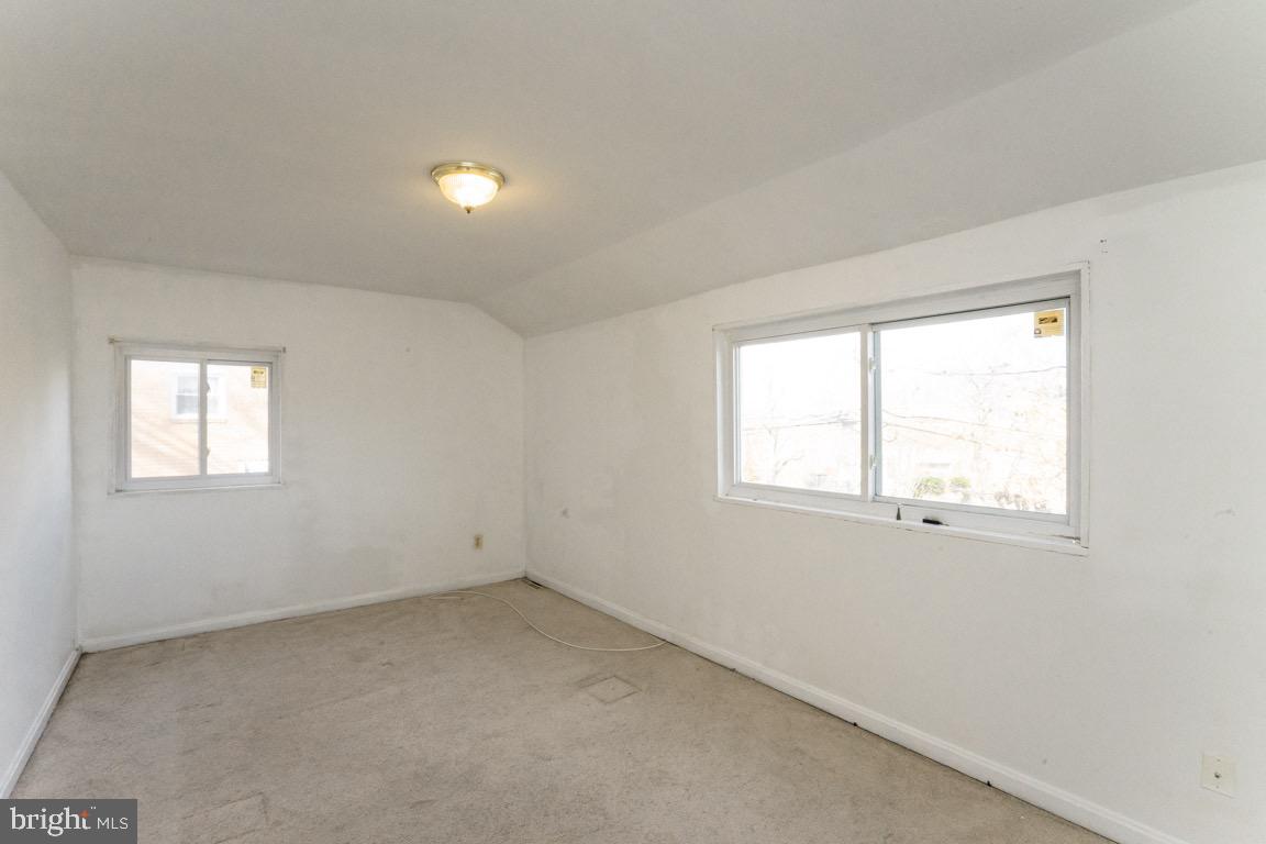 TEMPLETON KNOLLS - Residential