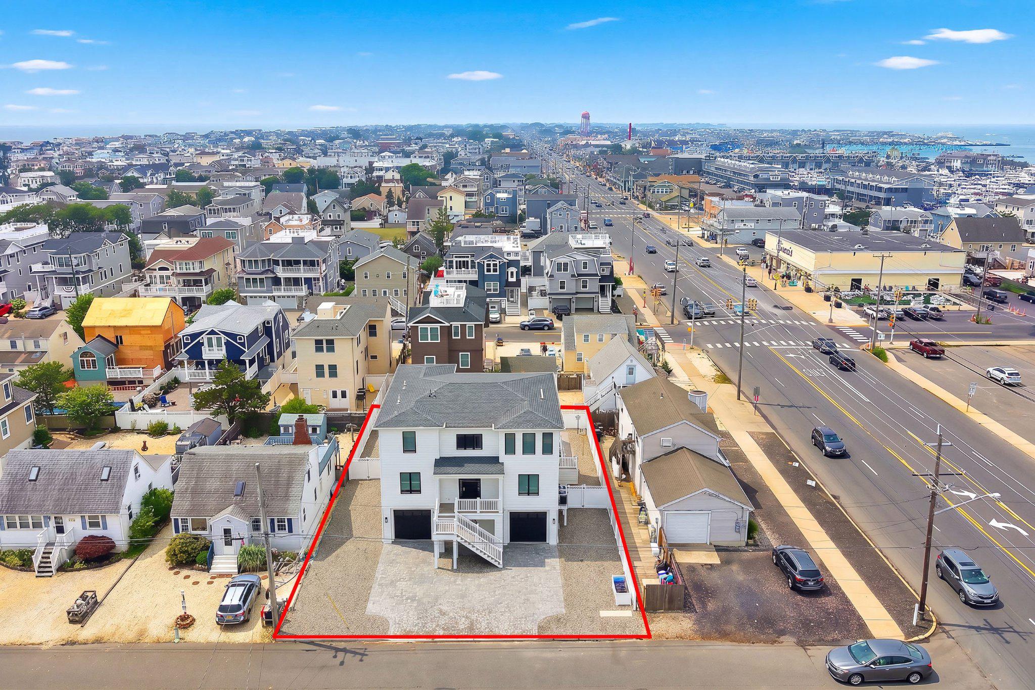 2 E 15TH STREET