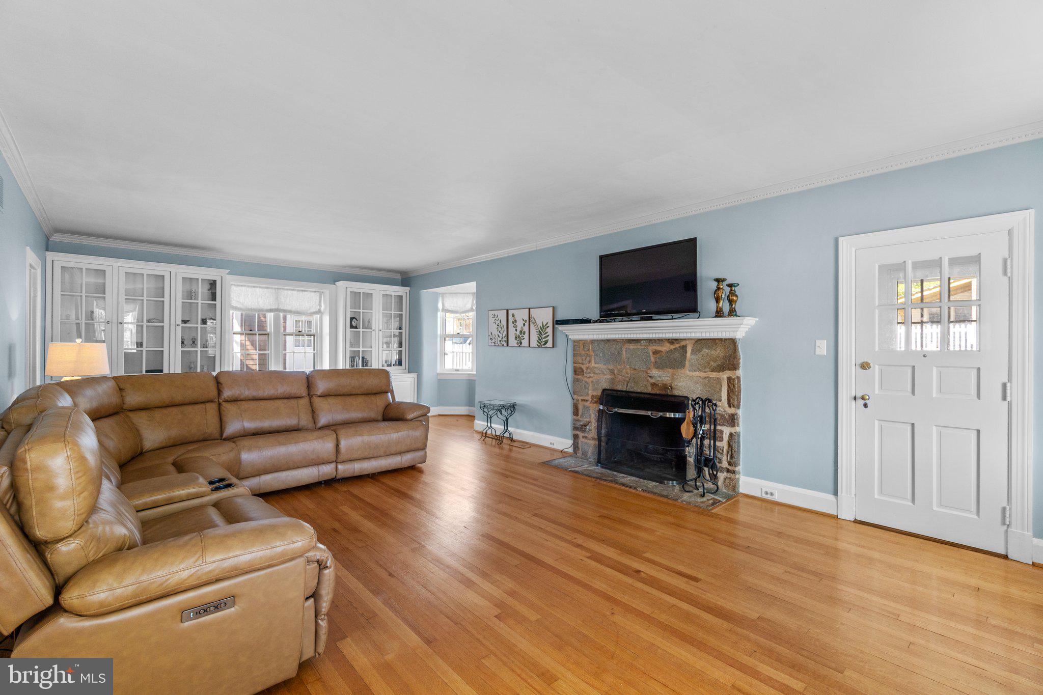 65 W GREEN STREET