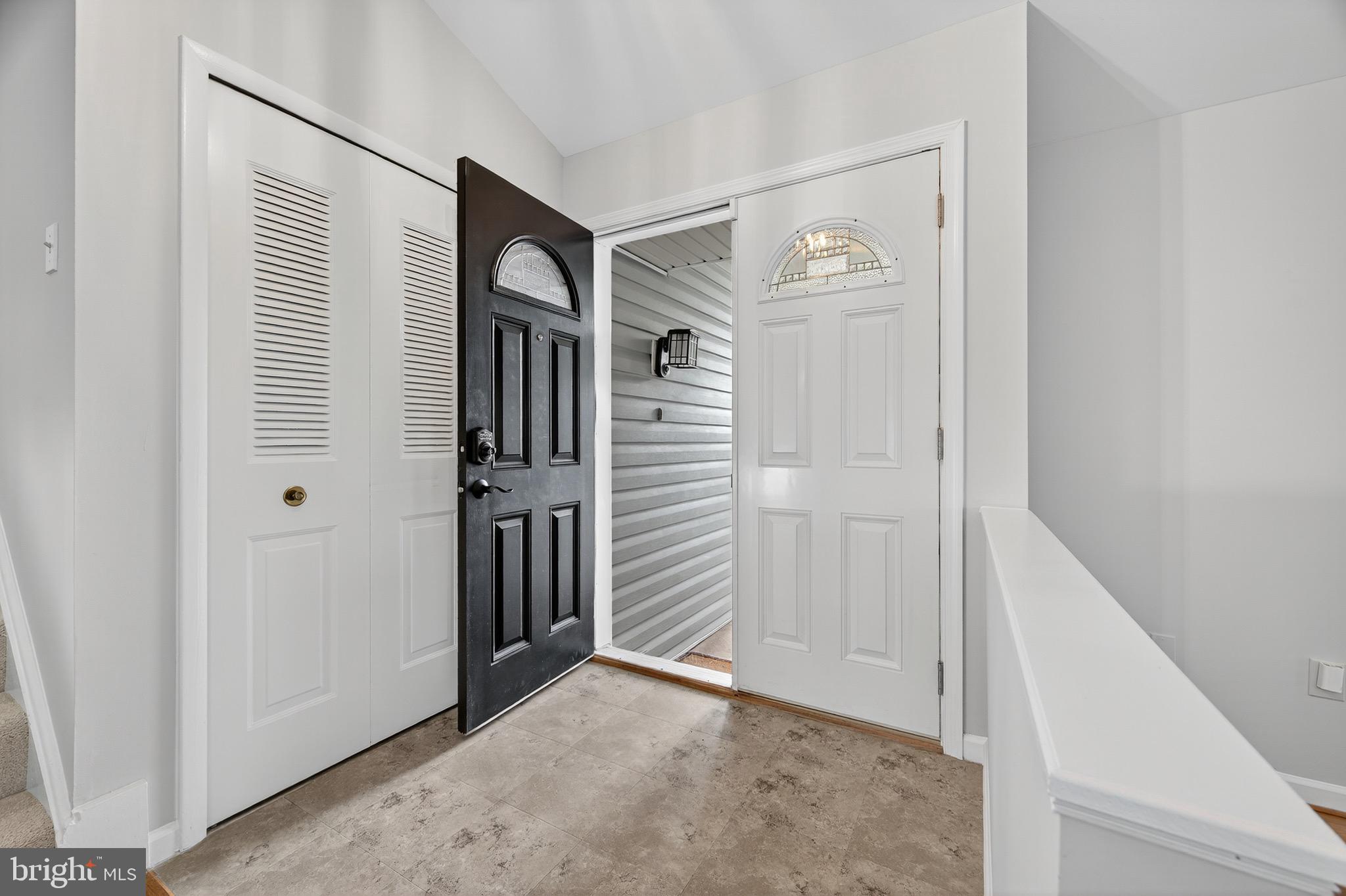 137 S FOX ROAD