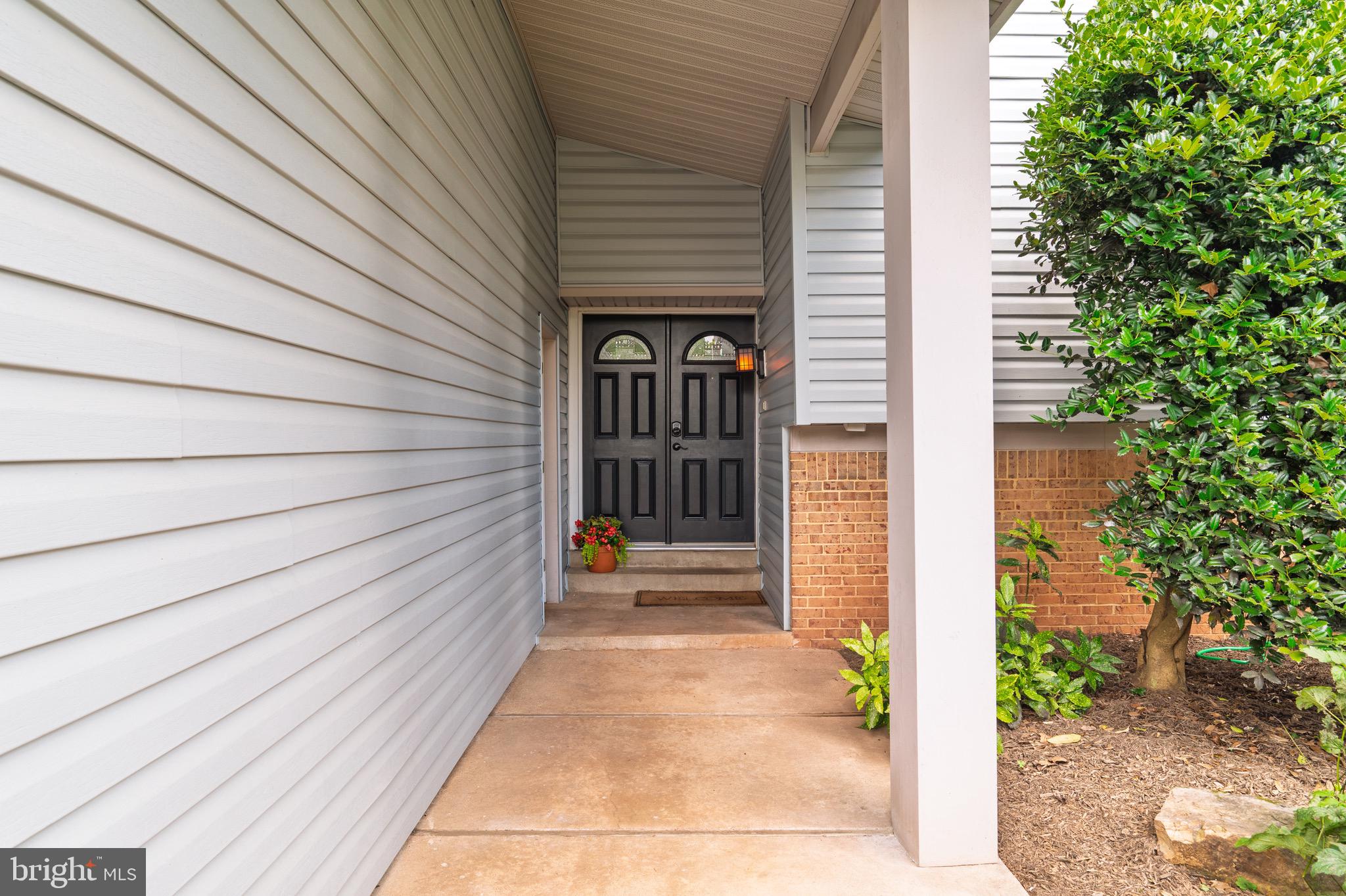 137 S FOX ROAD