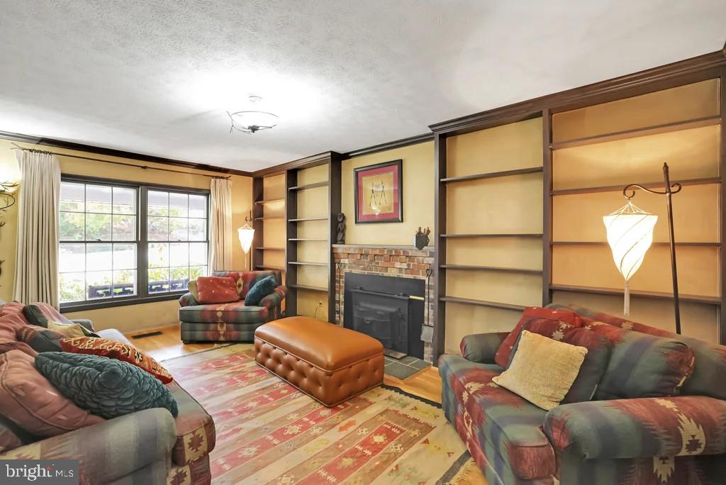 16520 GRANDE VISTA DRIVE