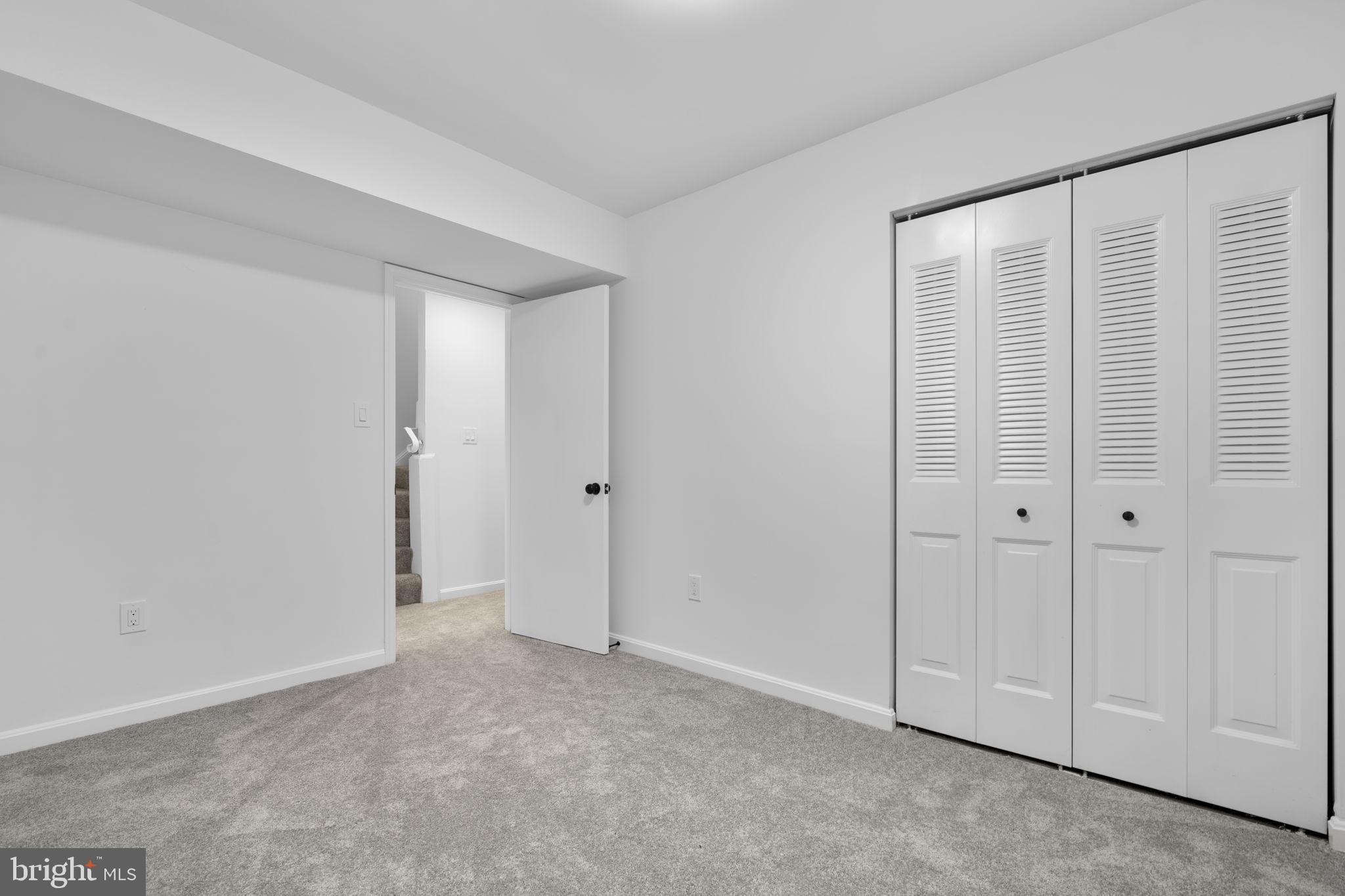 PINECREST HEIGHTS - Residential
