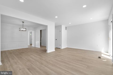 Tiny photo for 4543 Pinecrest Heights Drive, ANNANDALE, VA 22003 (MLS # VAFX2310528)