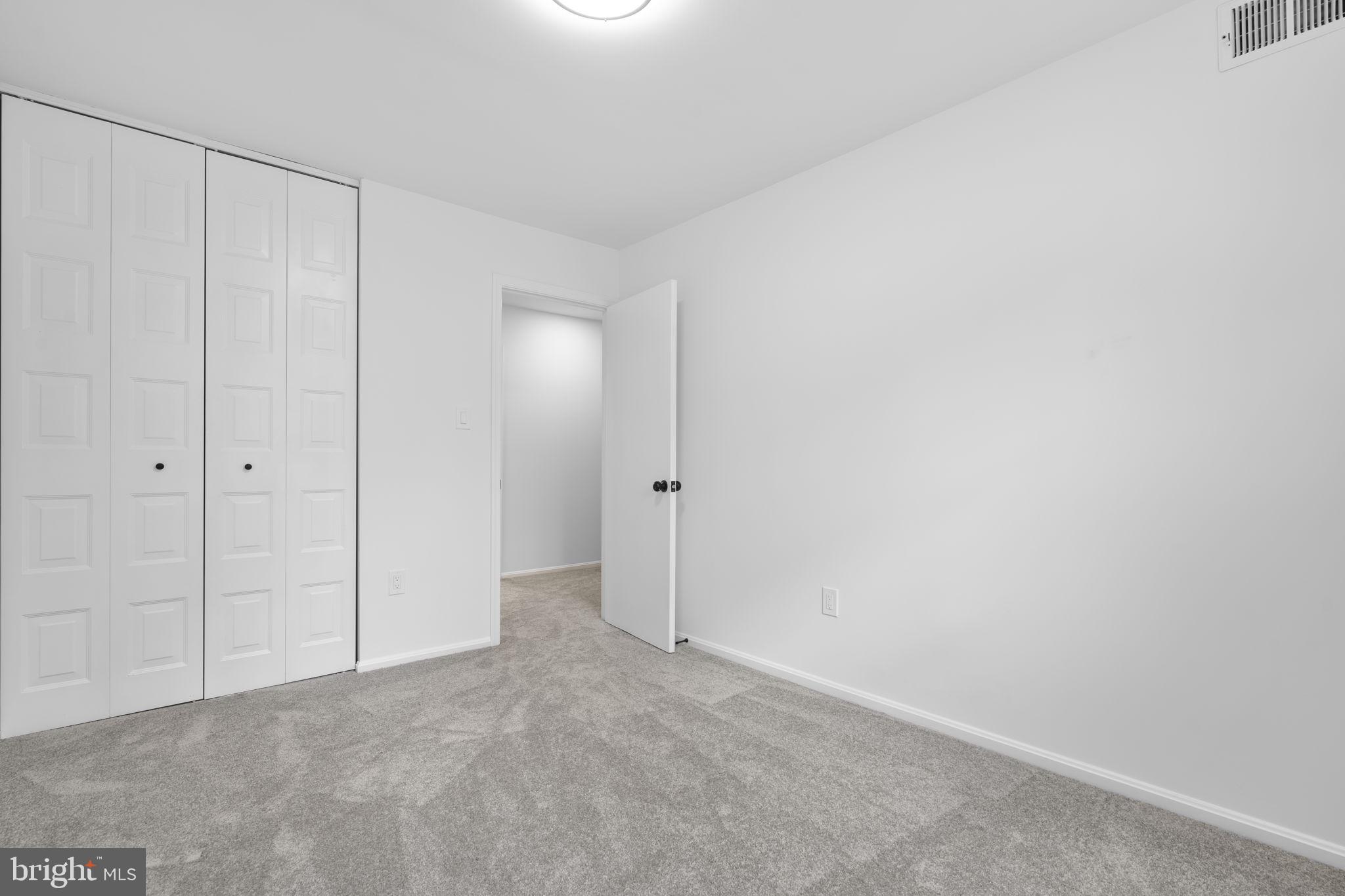 PINECREST HEIGHTS - Residential
