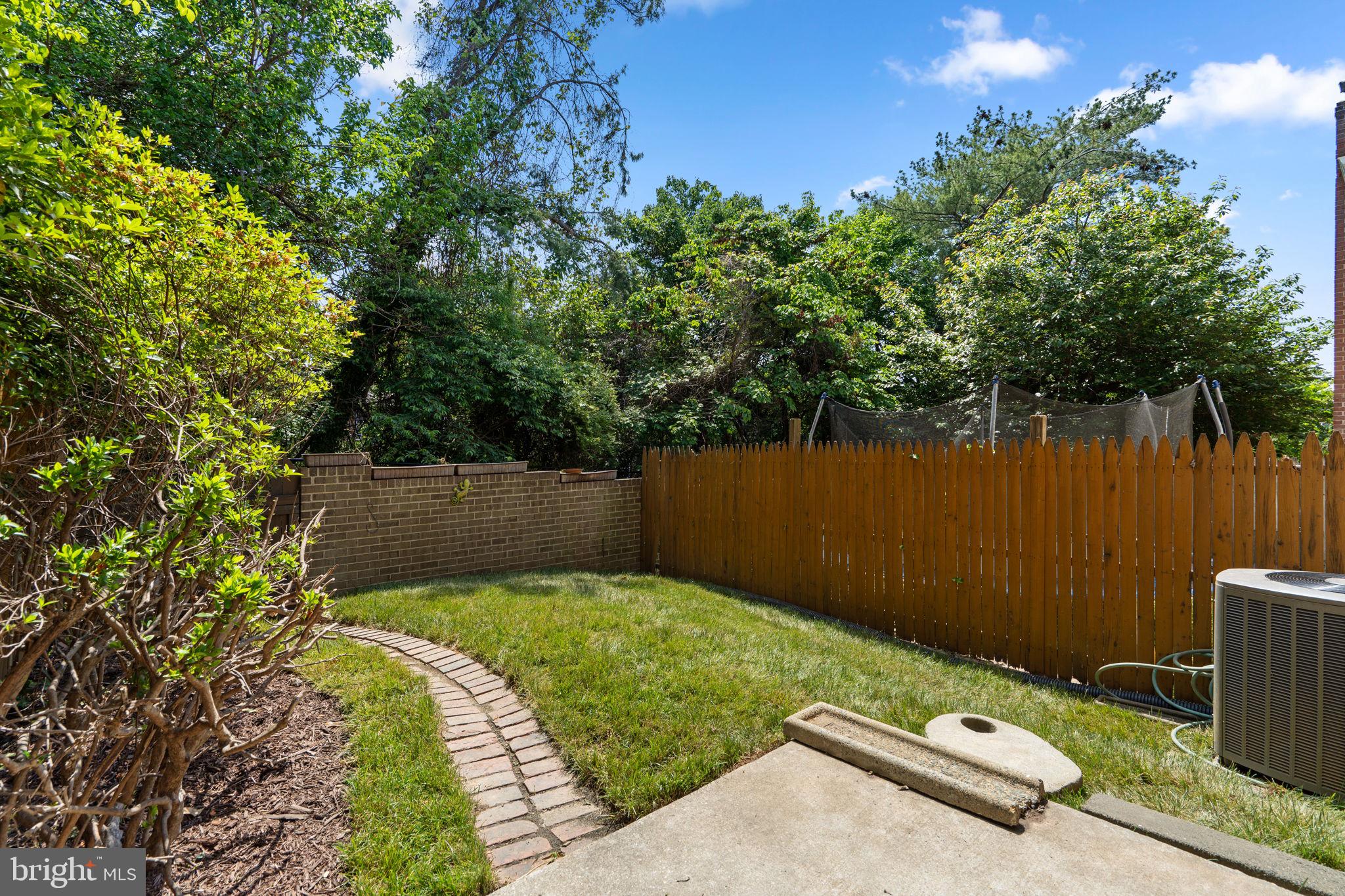 PINECREST HEIGHTS - Residential