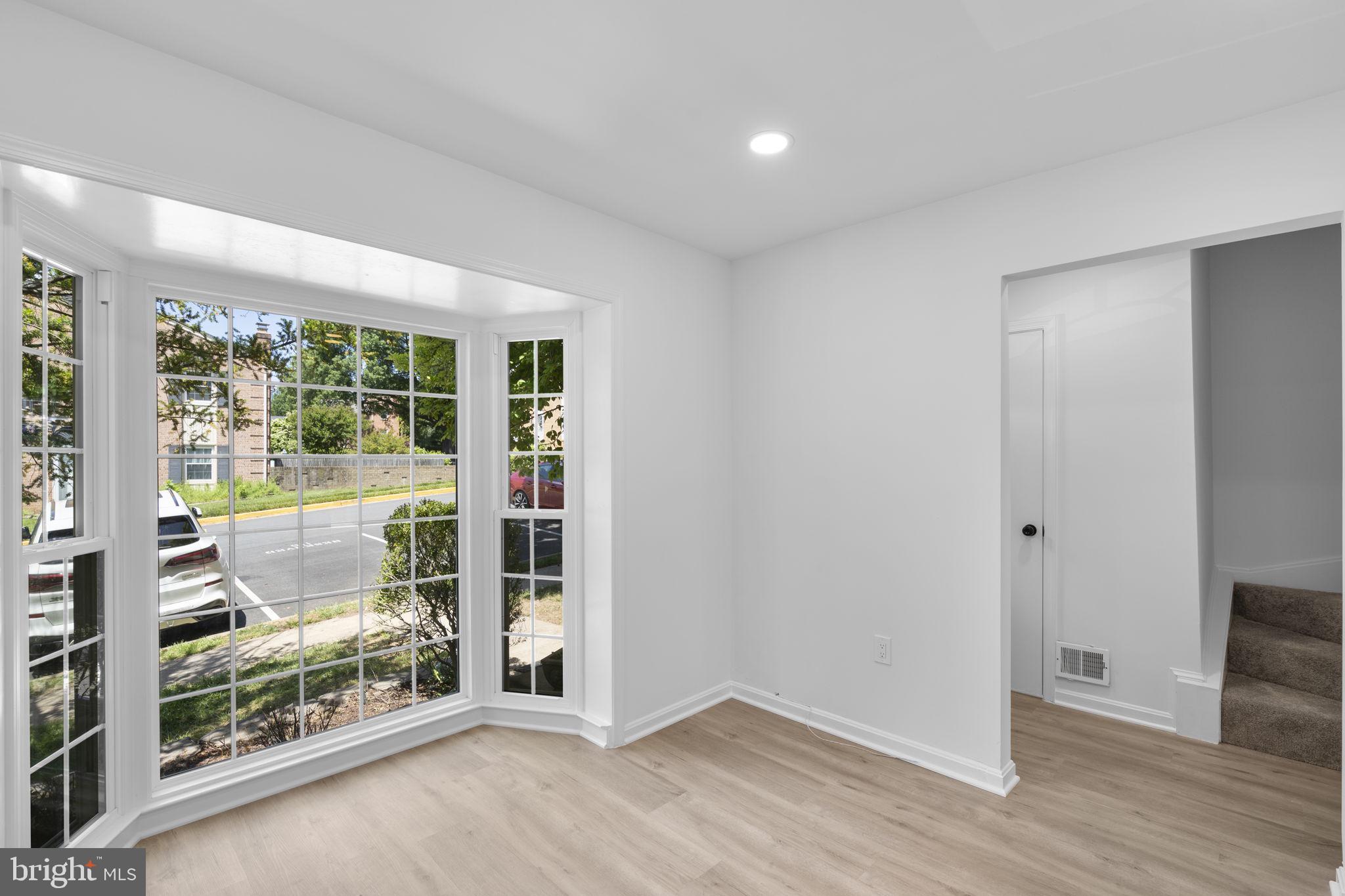 PINECREST HEIGHTS - Residential