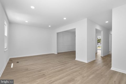 Tiny photo for 4543 Pinecrest Heights Drive, ANNANDALE, VA 22003 (MLS # VAFX2310528)