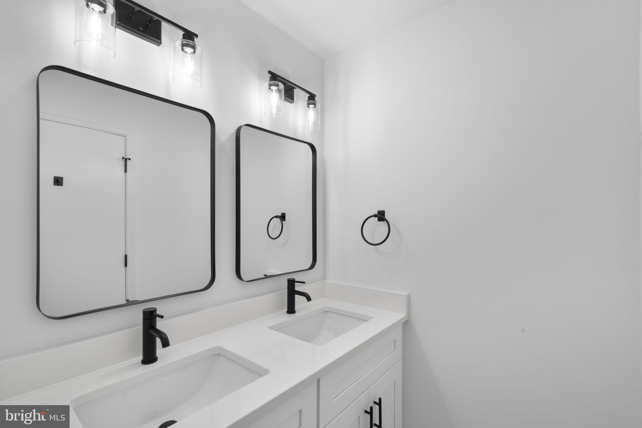 PINECREST HEIGHTS - Residential