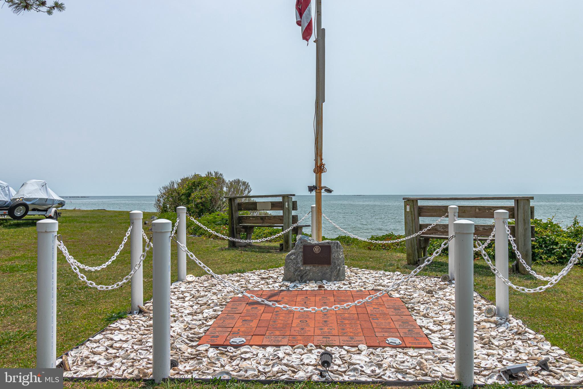 FLEETON BEACH - Residential