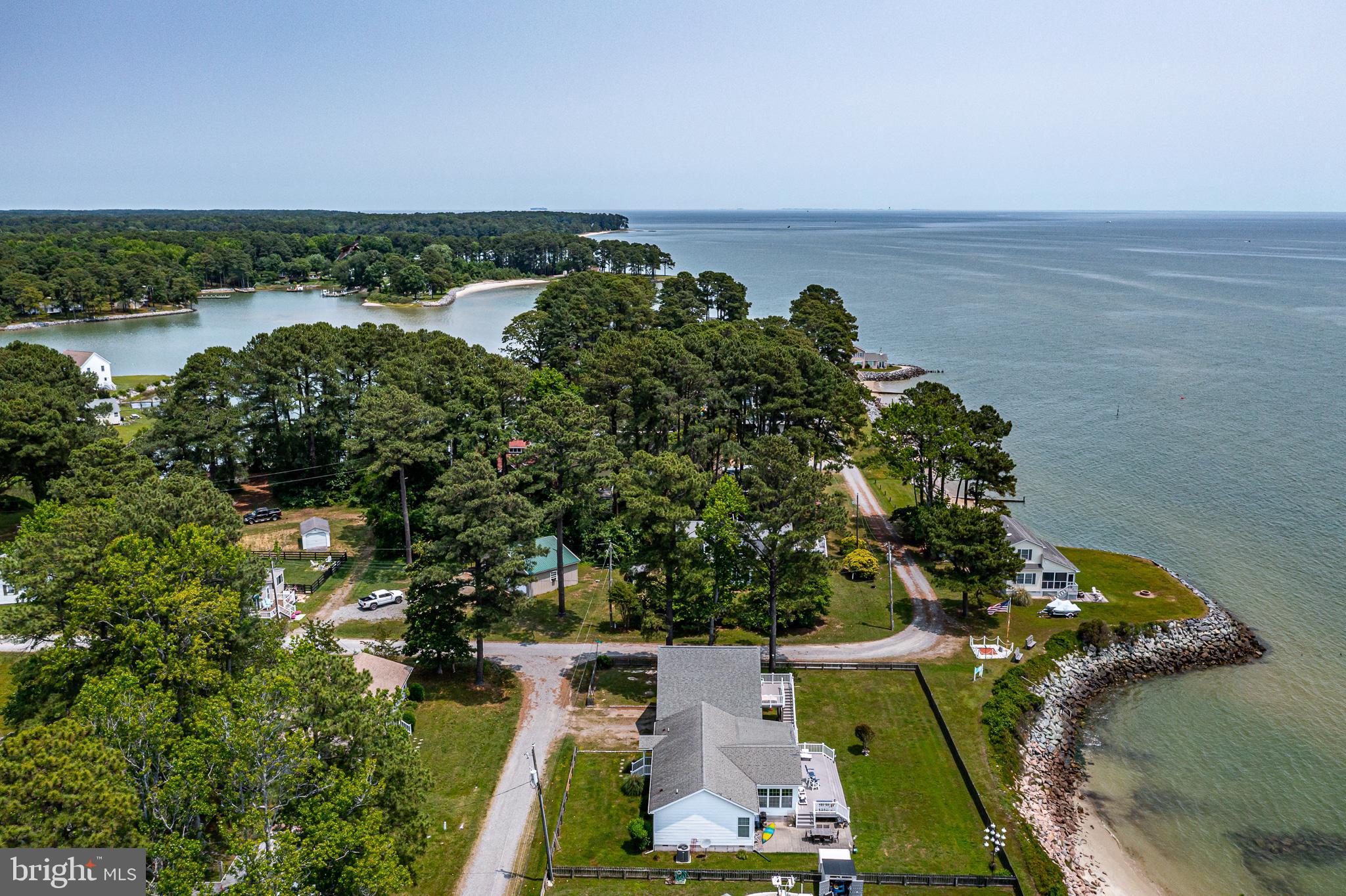 FLEETON BEACH - Residential