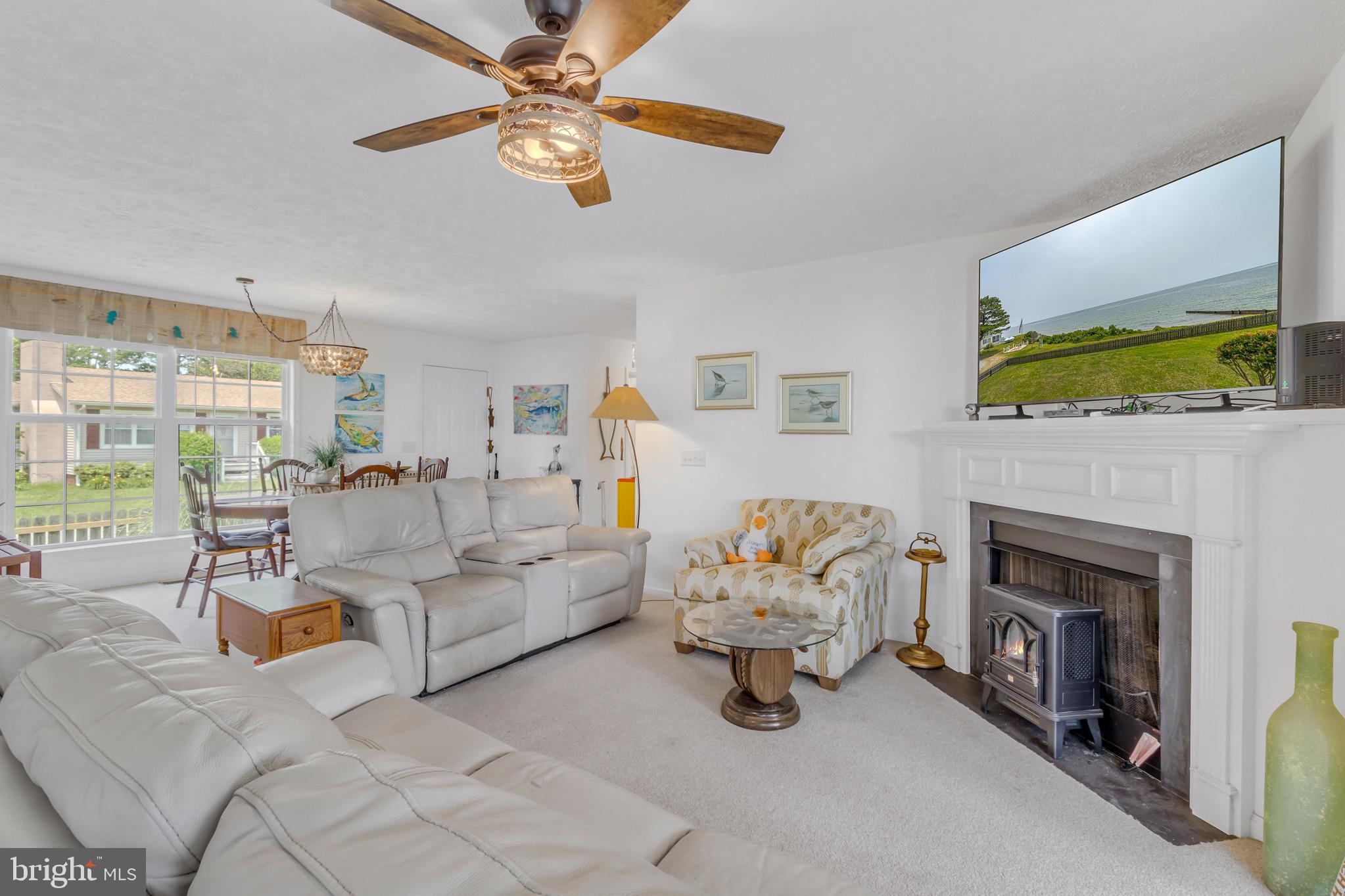 FLEETON BEACH - Residential