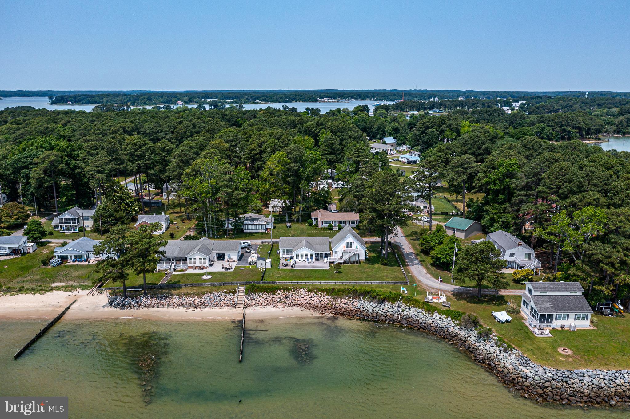FLEETON BEACH - Residential