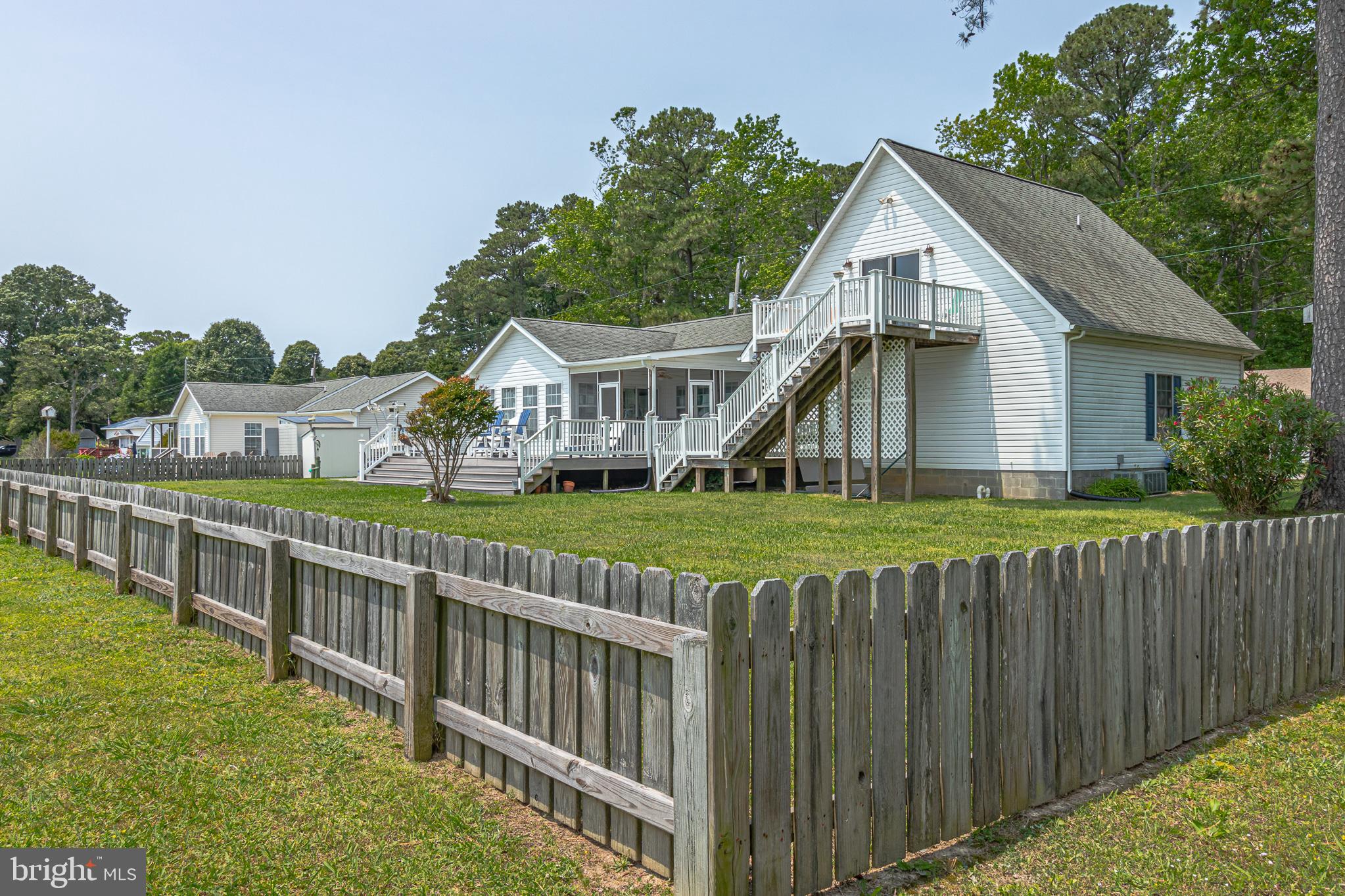 FLEETON BEACH - Residential