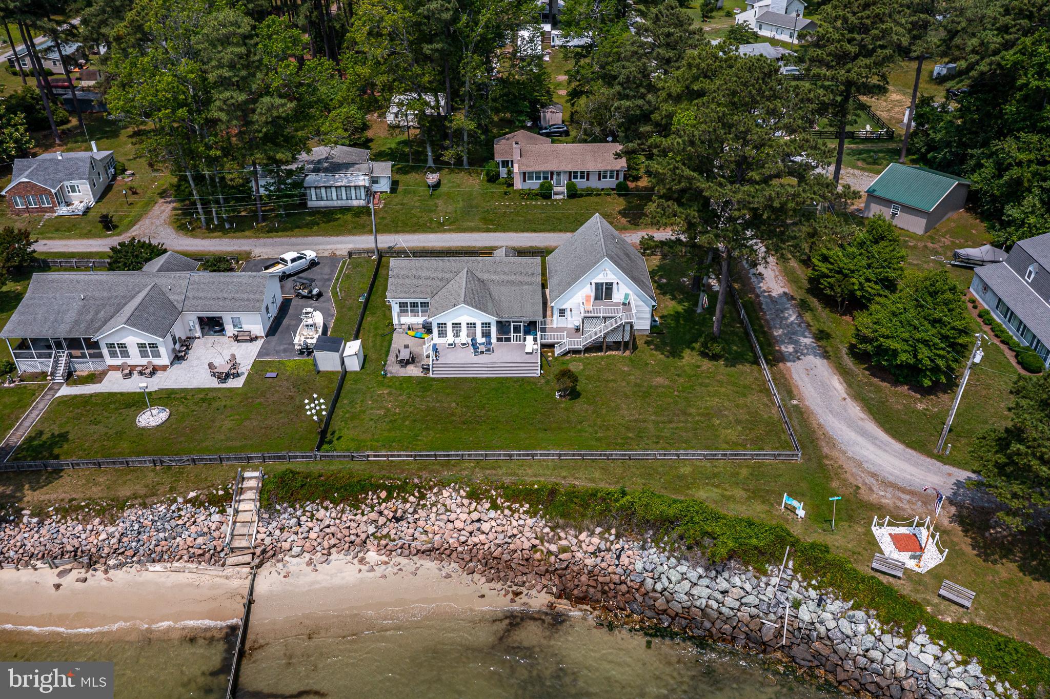 FLEETON BEACH - Residential