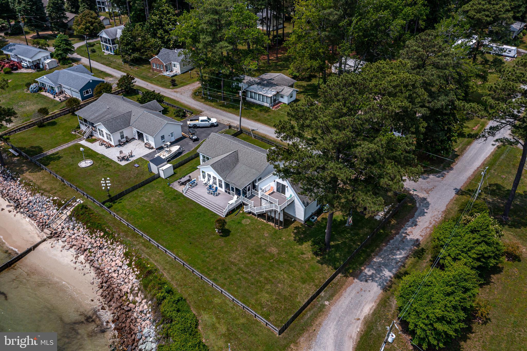 FLEETON BEACH - Residential