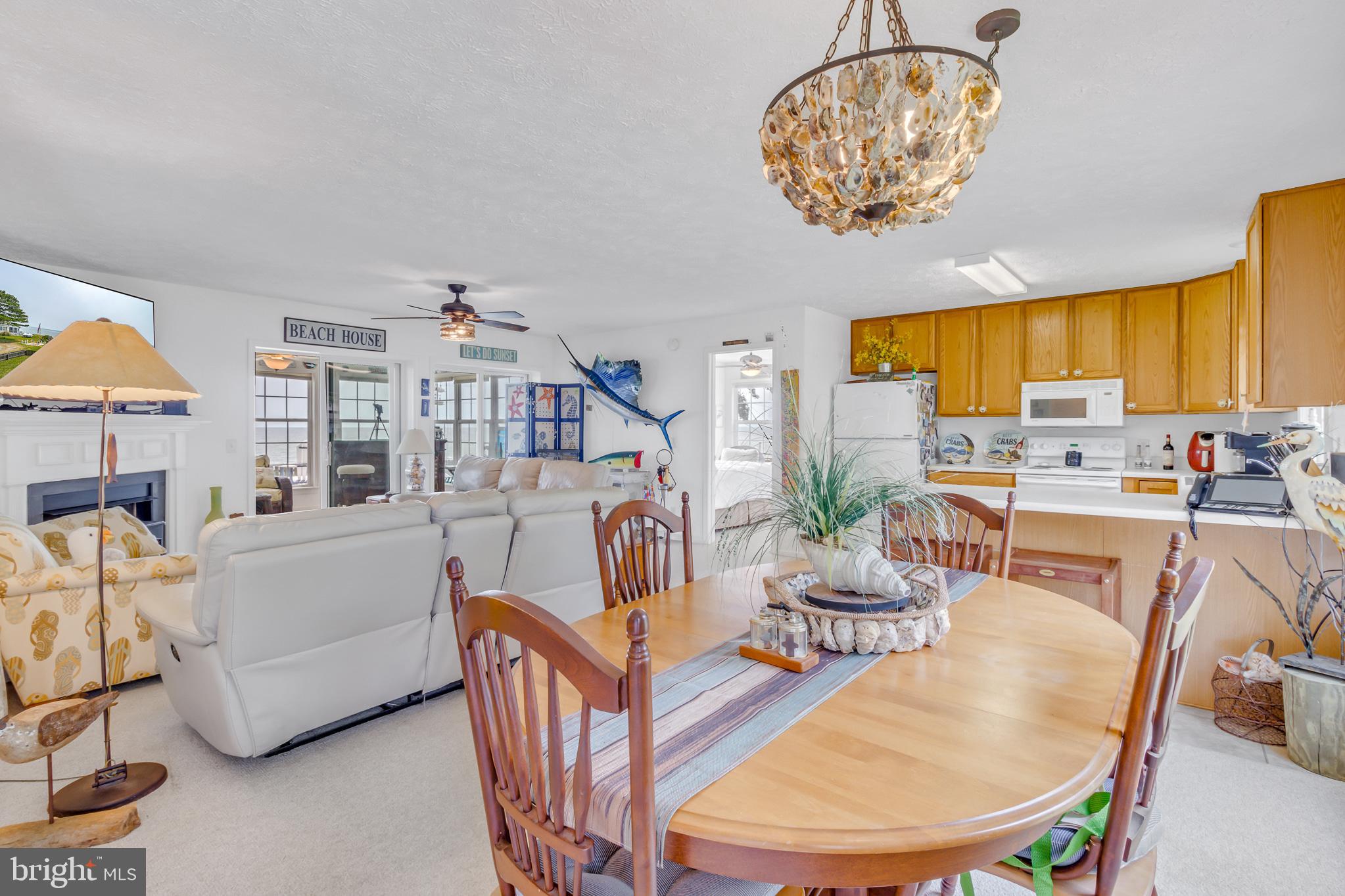 FLEETON BEACH - Residential